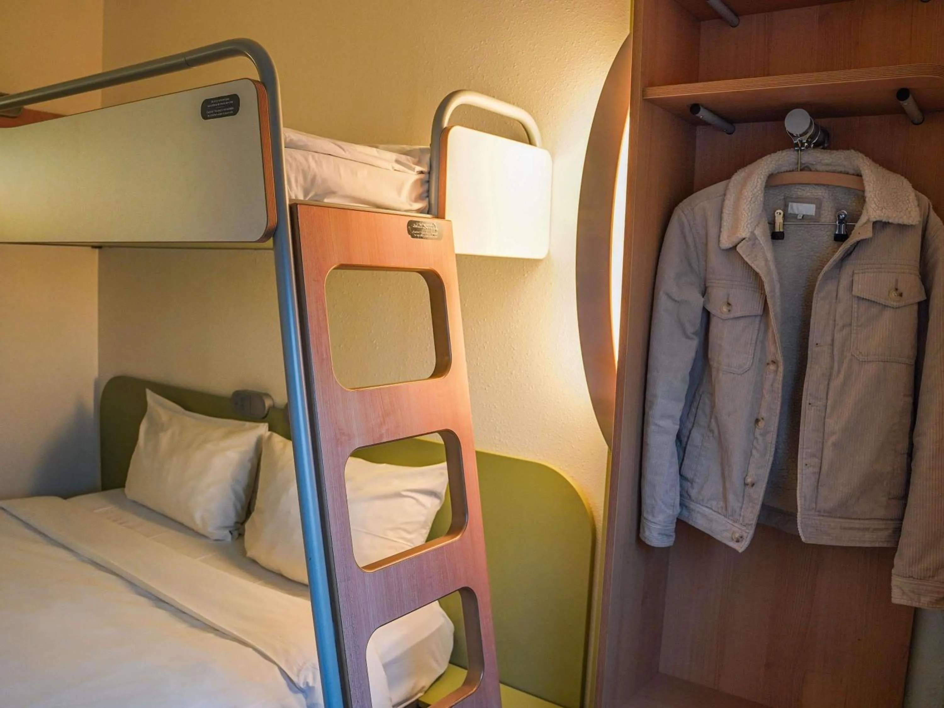 Double Room with Bunk Bed in Ibis Budget Bayeux