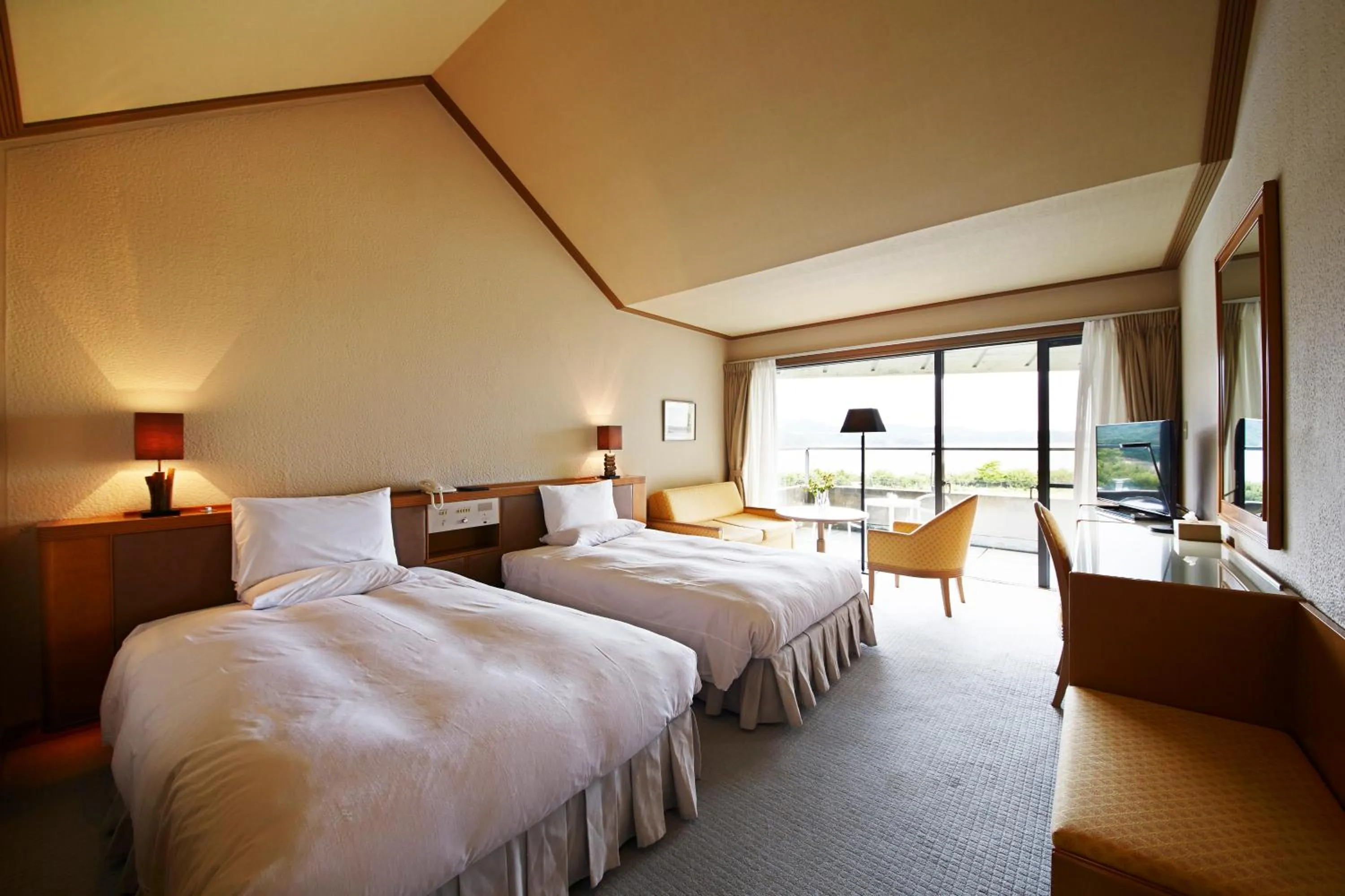 Superior Twin Room with Extra Bed and Sea View 	 - single occupancy in Hotel Anaga