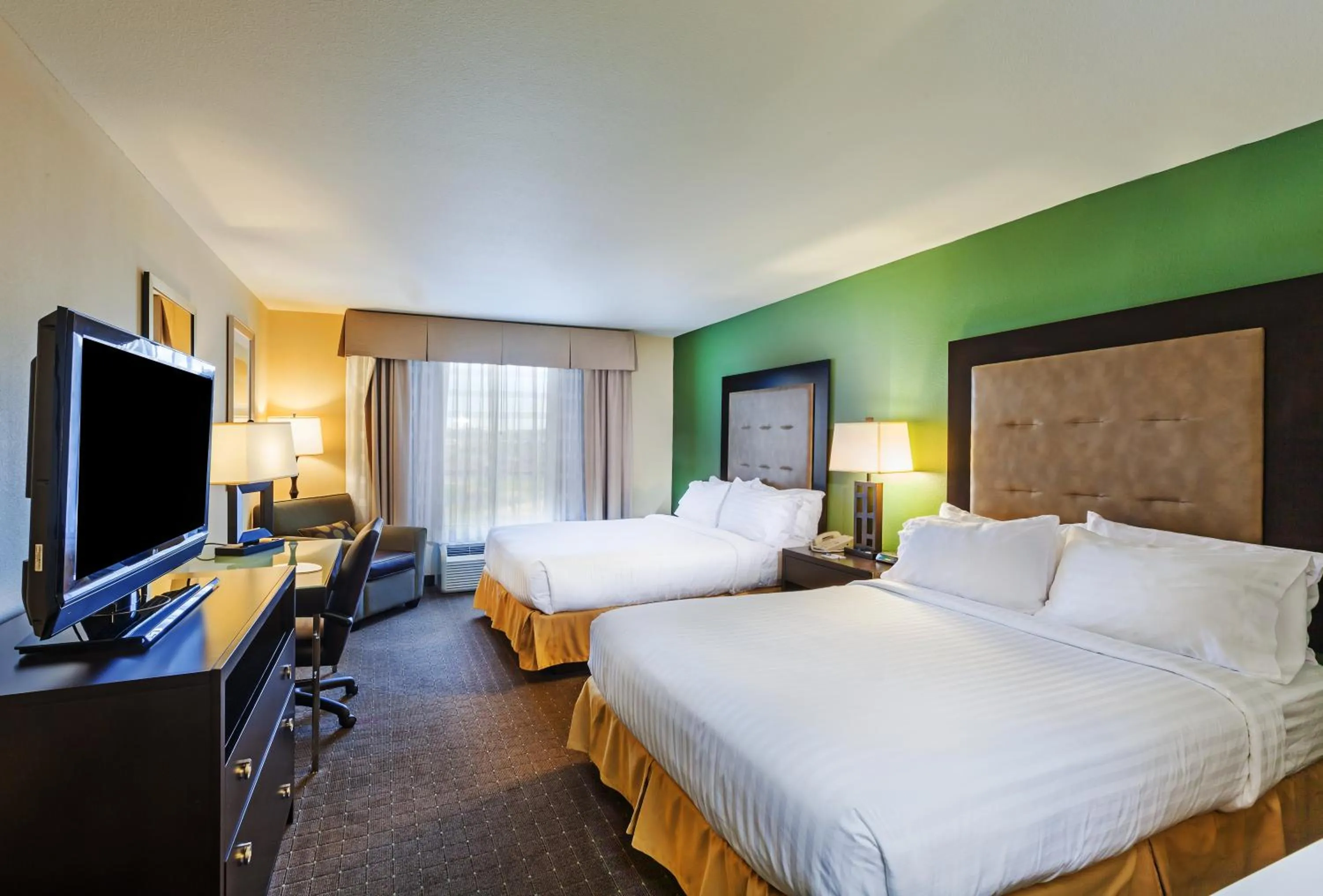 Standard Queen Room with Two Queen Beds in Holiday Inn Express Hotel & Suites Eagle Pass by IHG