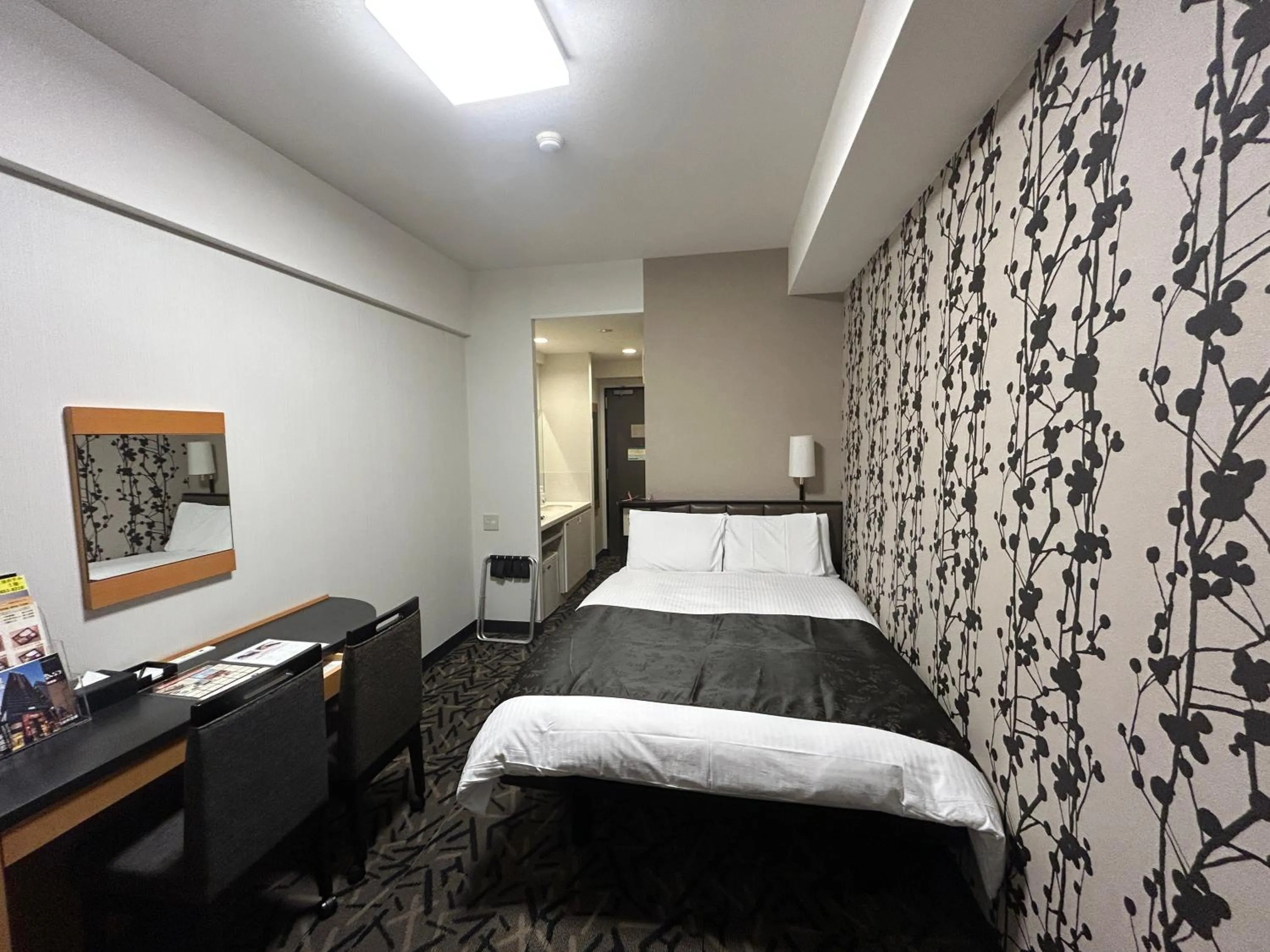 Double Room - single occupancy - Breakfast Included - Non-Smoking in APA Hotel Machidaeki-Higashi