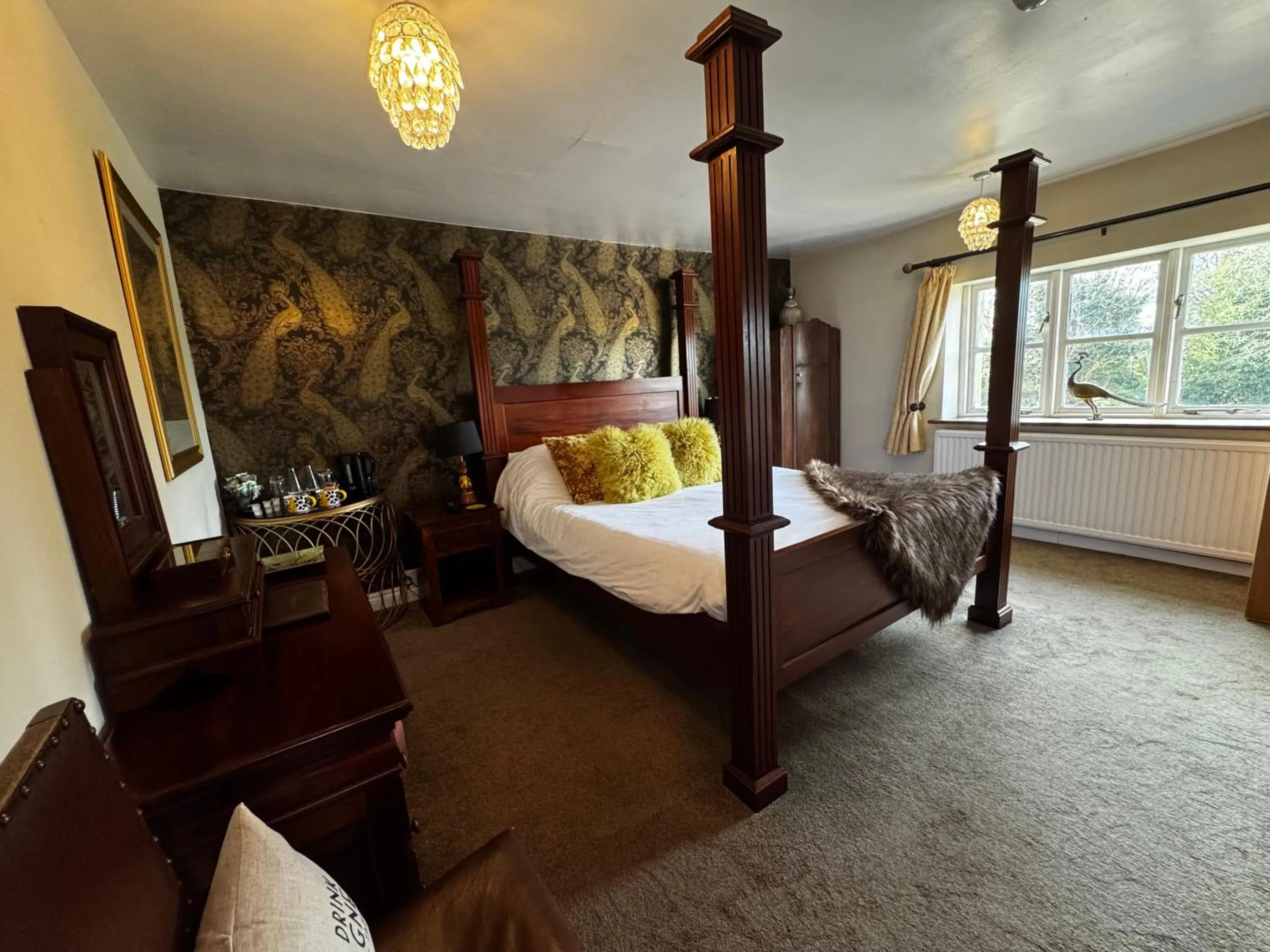 Superior Double Room in The Bowl Inn