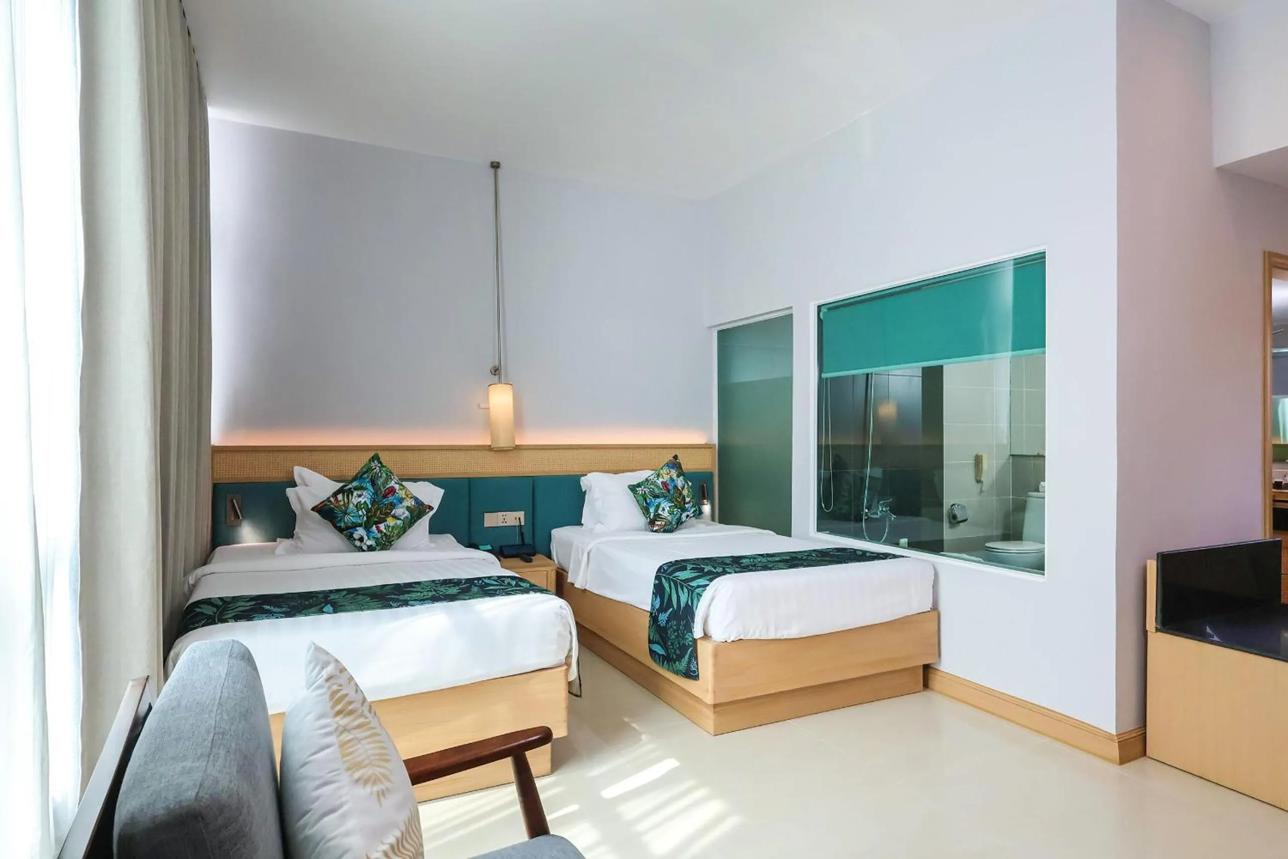 Deluxe Twin Room in Independence Hotel Resort & Spa