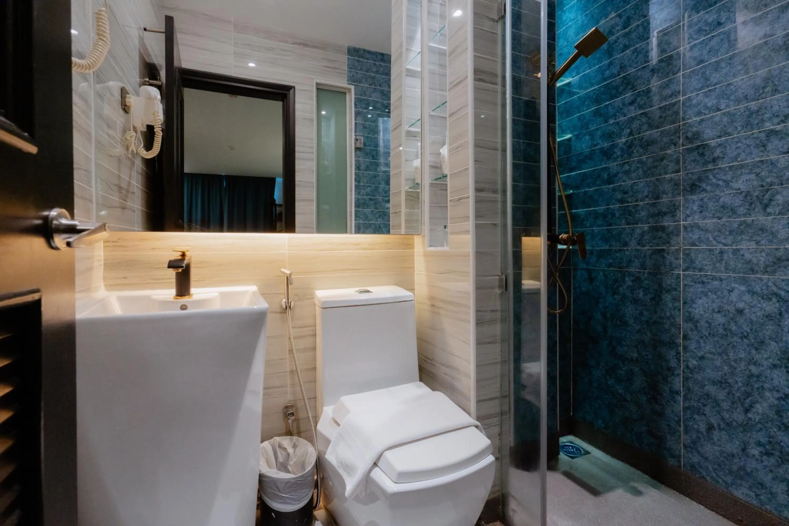 Executive Twin Room in Midori Concept Hotel