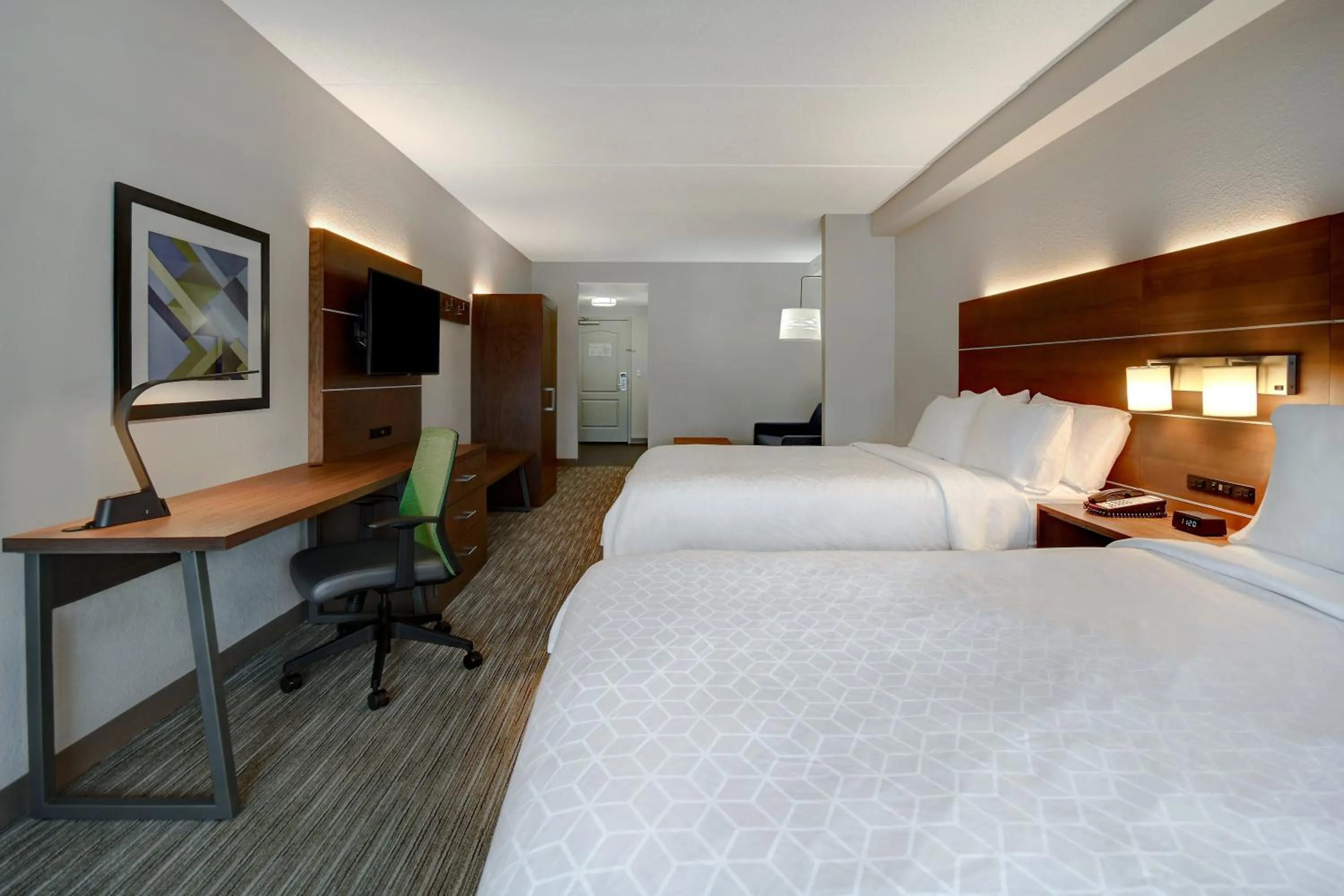 Queen Suite with Two Queen Beds in Holiday Inn Express Hotel & Suites Smyrna-Nashville Area by IHG