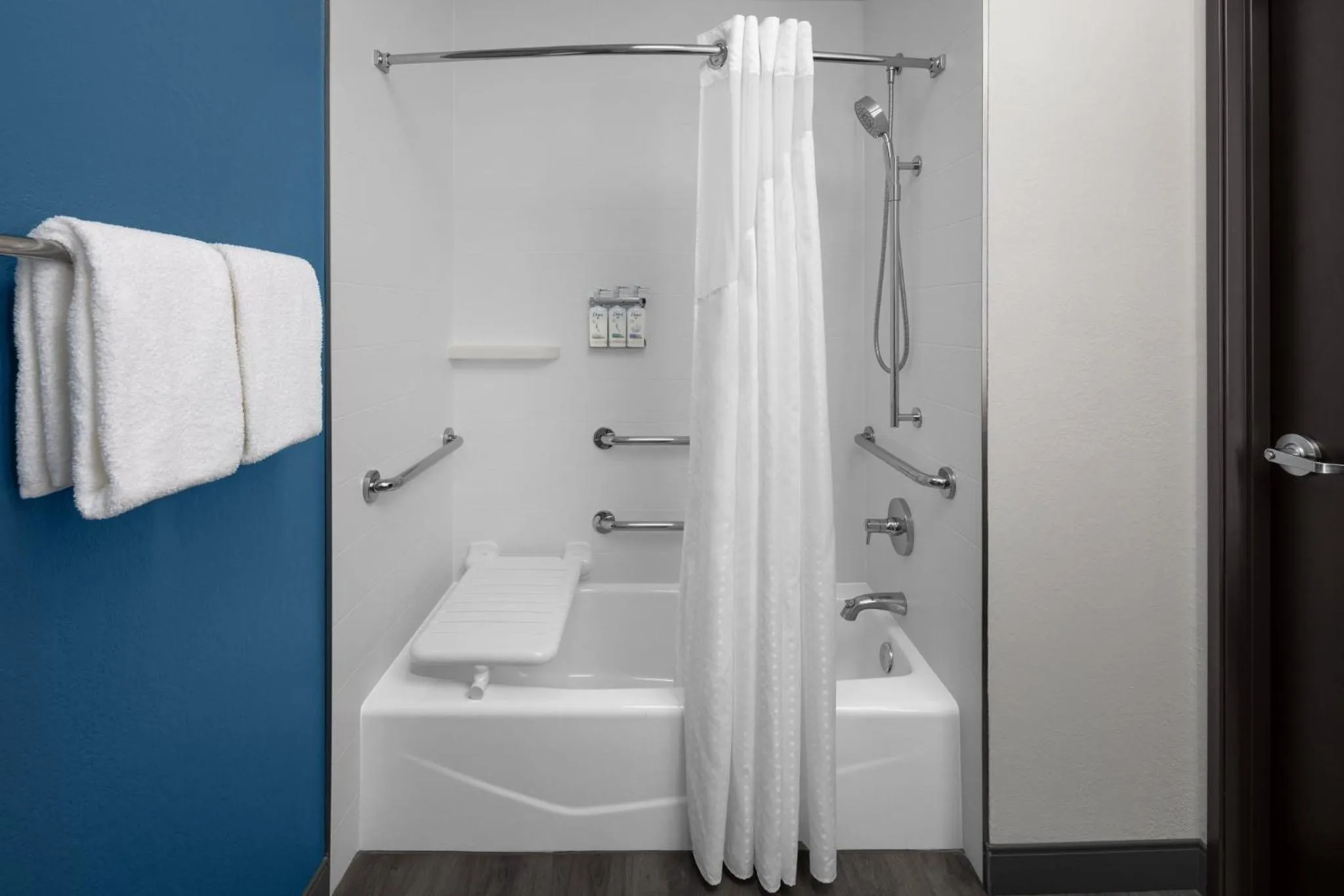 Queen Room with Two Queen Beds - Hearing Accessible - Non-Smoking in Holiday Inn Express & Suites Midland Loop 250 by IHG