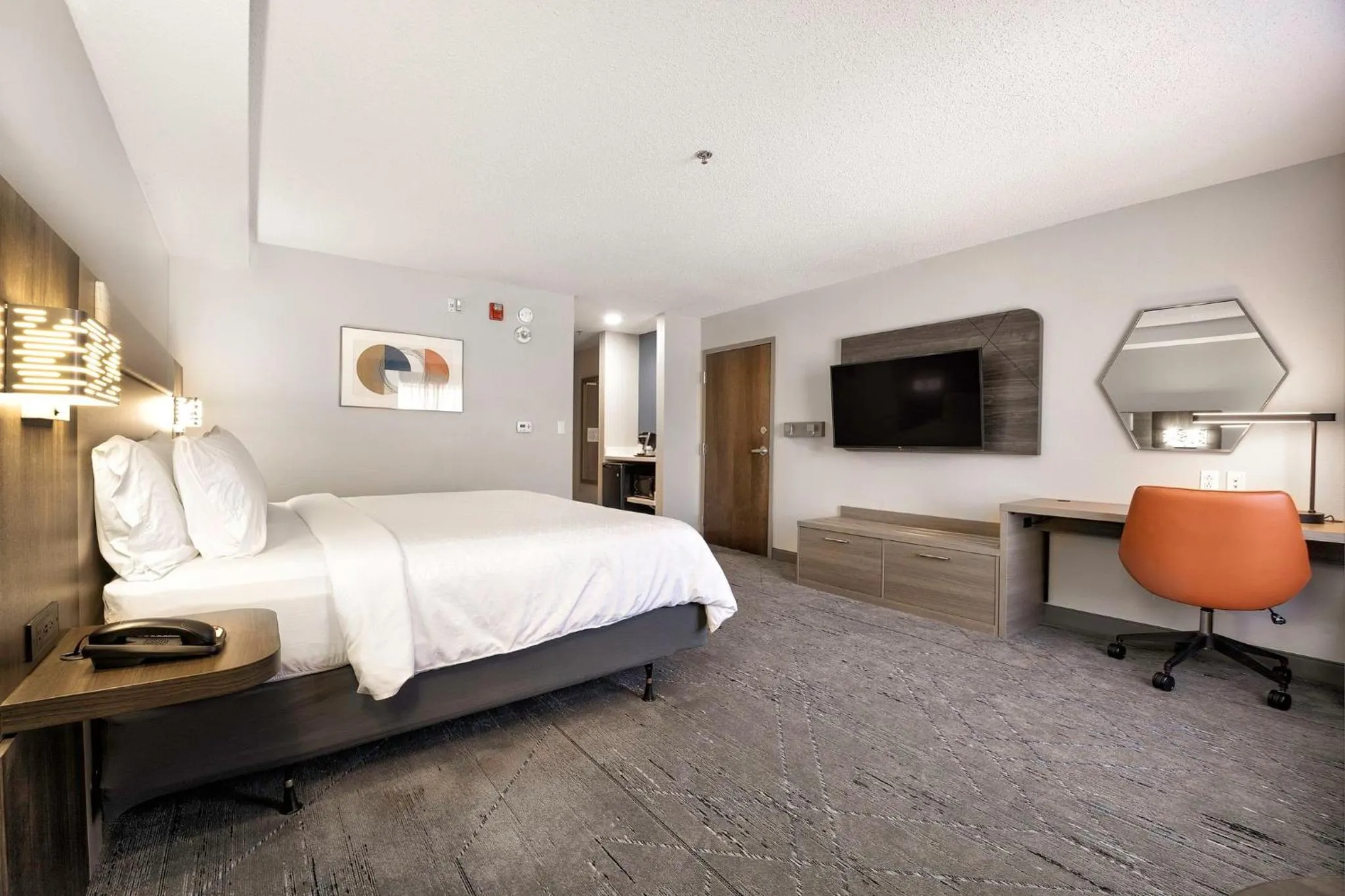 Standard King Room in Holiday Inn Express Hotel & Suites Festus-South St. Louis by IHG