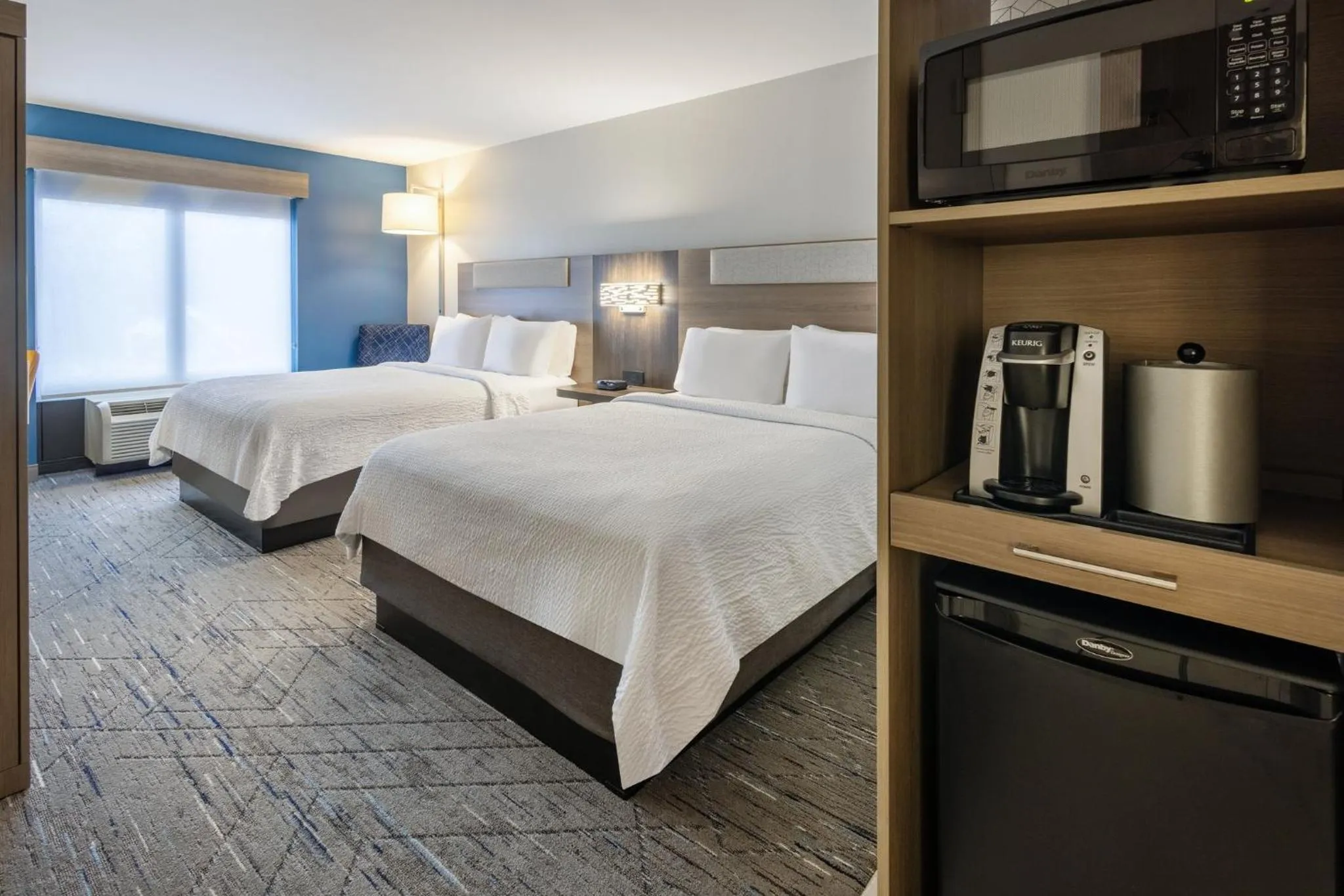 Standard Room with Two Queen Beds in Holiday Inn Express Hotel & Suites Jackson - Flowood by IHG