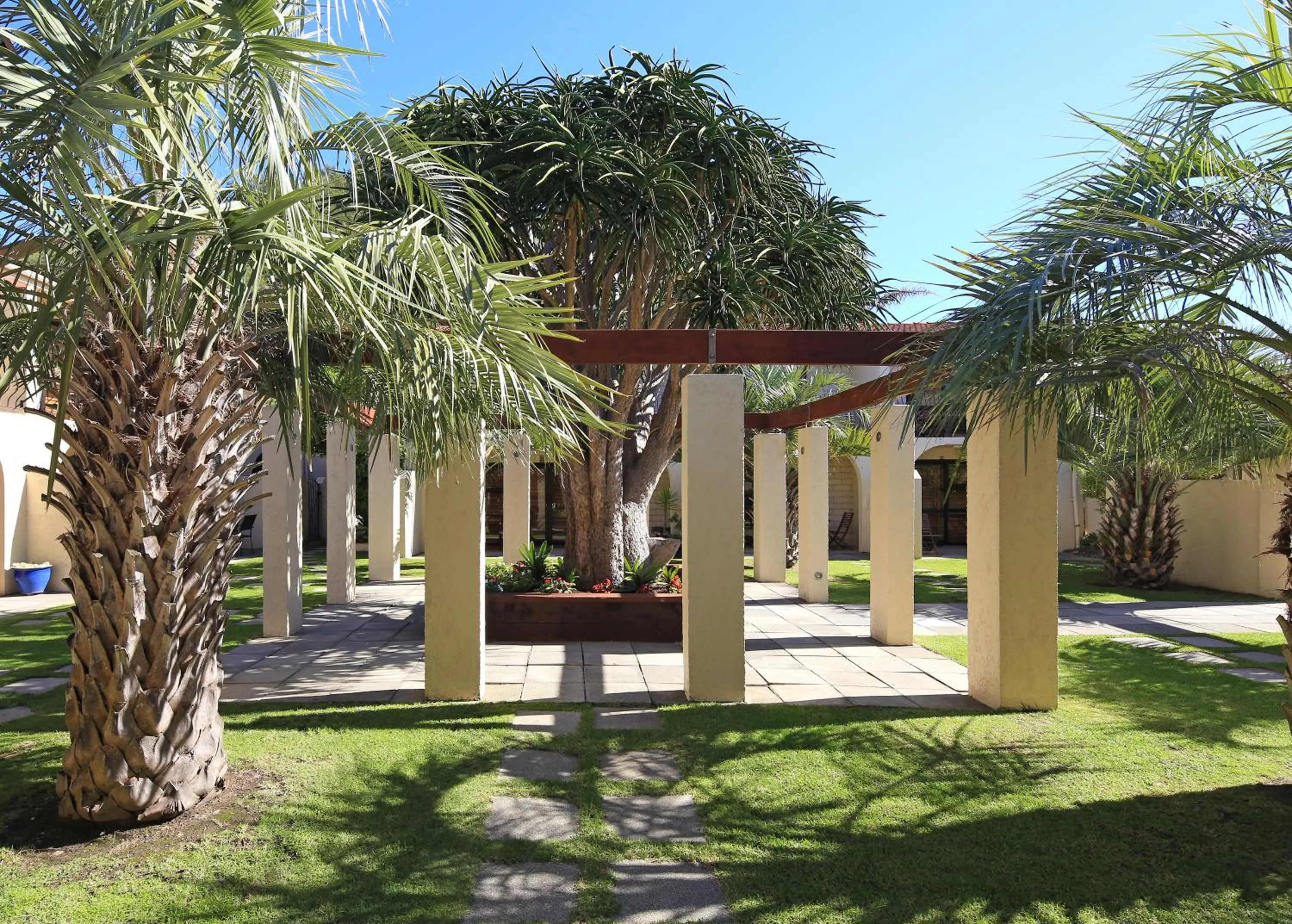 Courtyard Two-Bedroom Apartment in Onetangi Beach Apartments