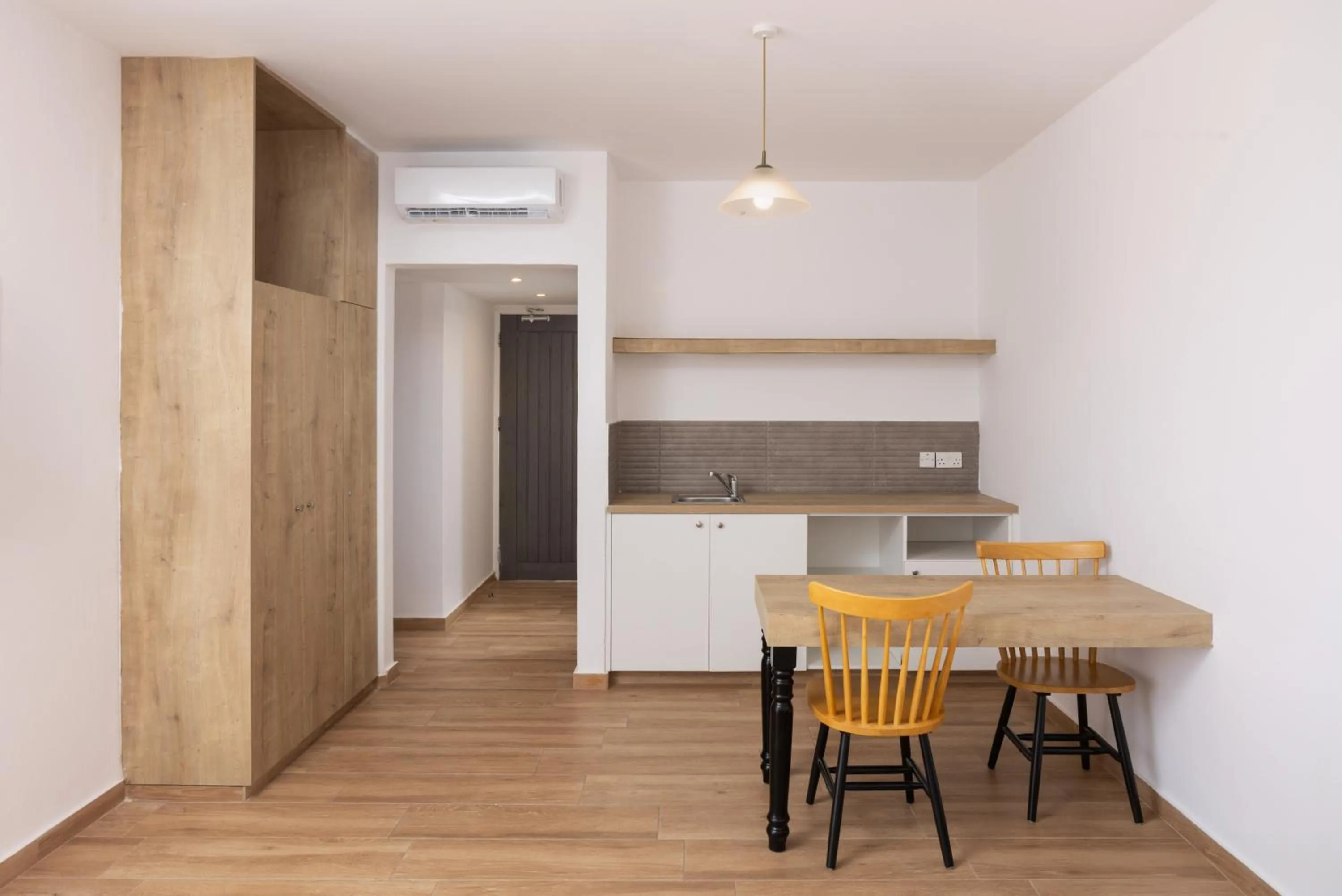 One Bedroom Apartment Side Sea View in Atlantica Akteon