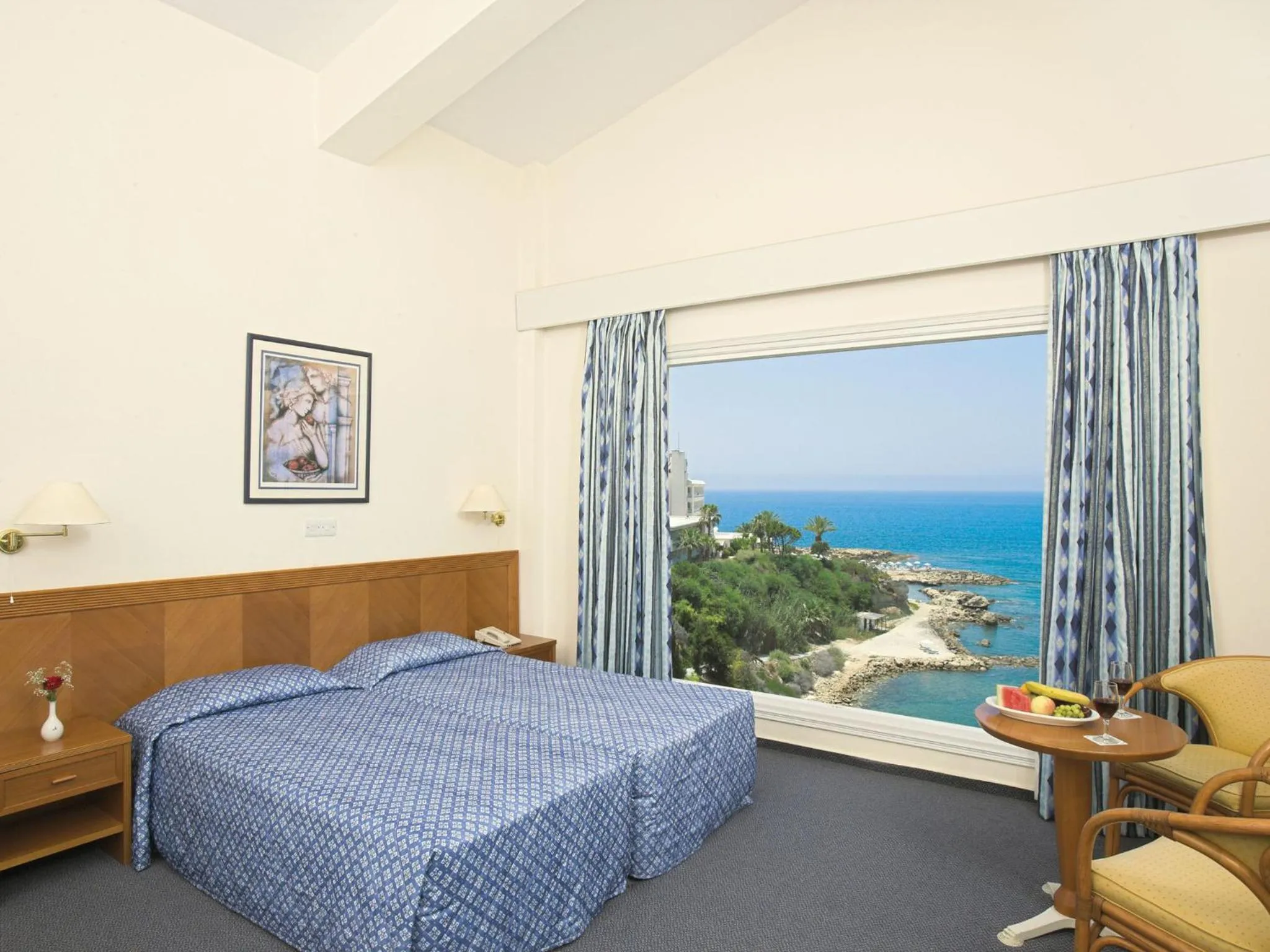 Superior Double or Twin Room with Sea View - single occupancy in Cynthiana Beach Hotel