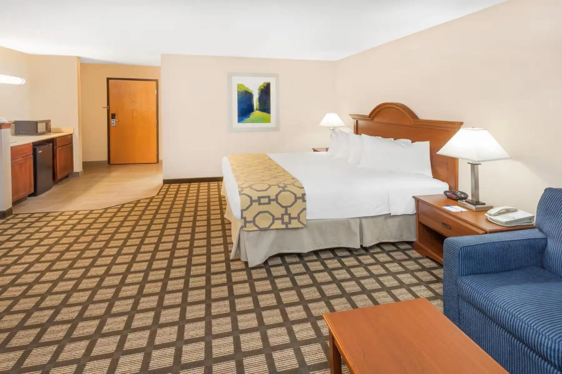 Studio King Suite - Non-Smoking in Baymont by Wyndham Galesburg