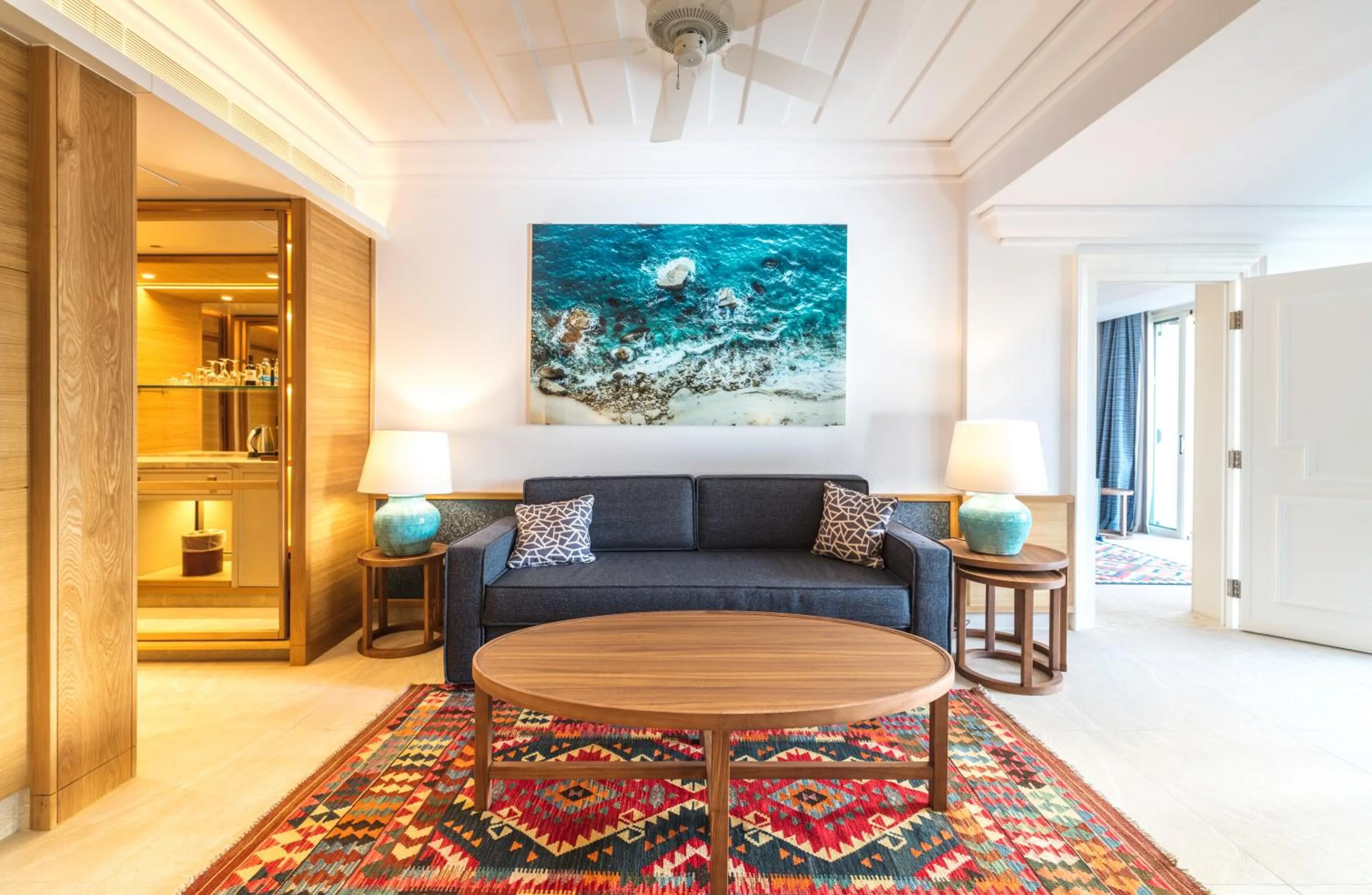 One-Bedroom Suite with Inland View in Columbia Beach Resort