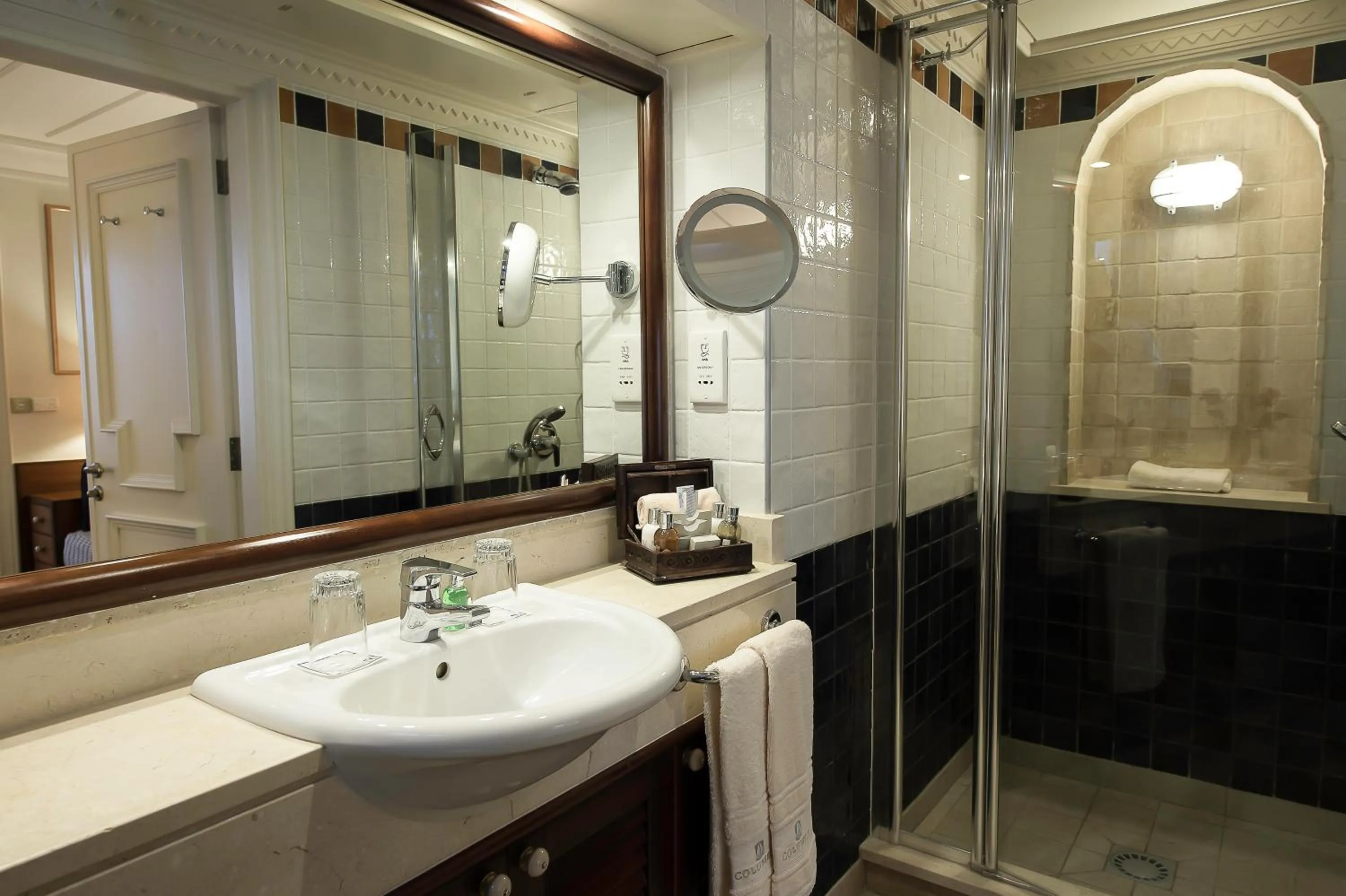 One Bedroom Family Suite Sea View in Columbia Beach Resort