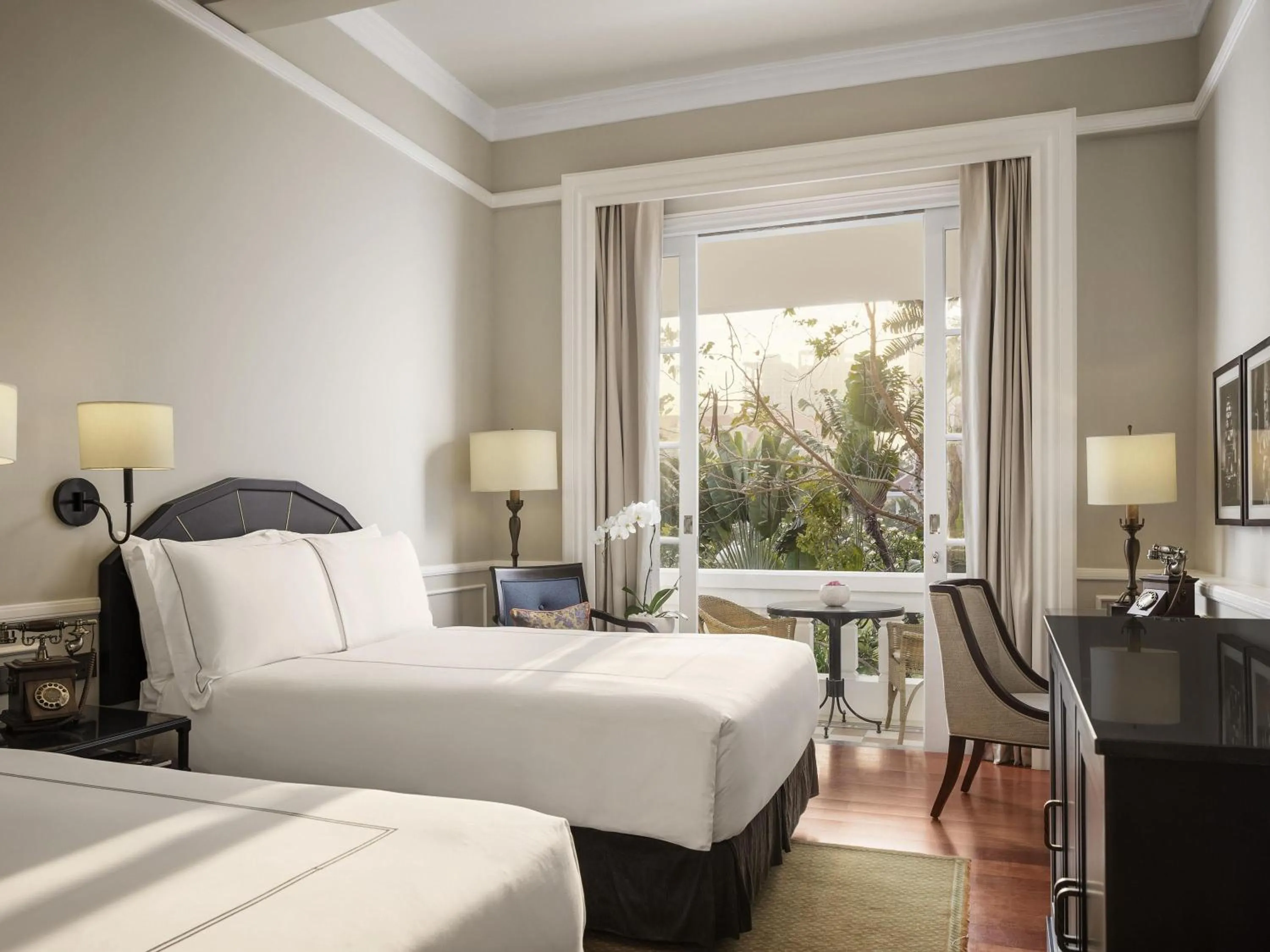 State Twin Room in Raffles Hotel Le Royal