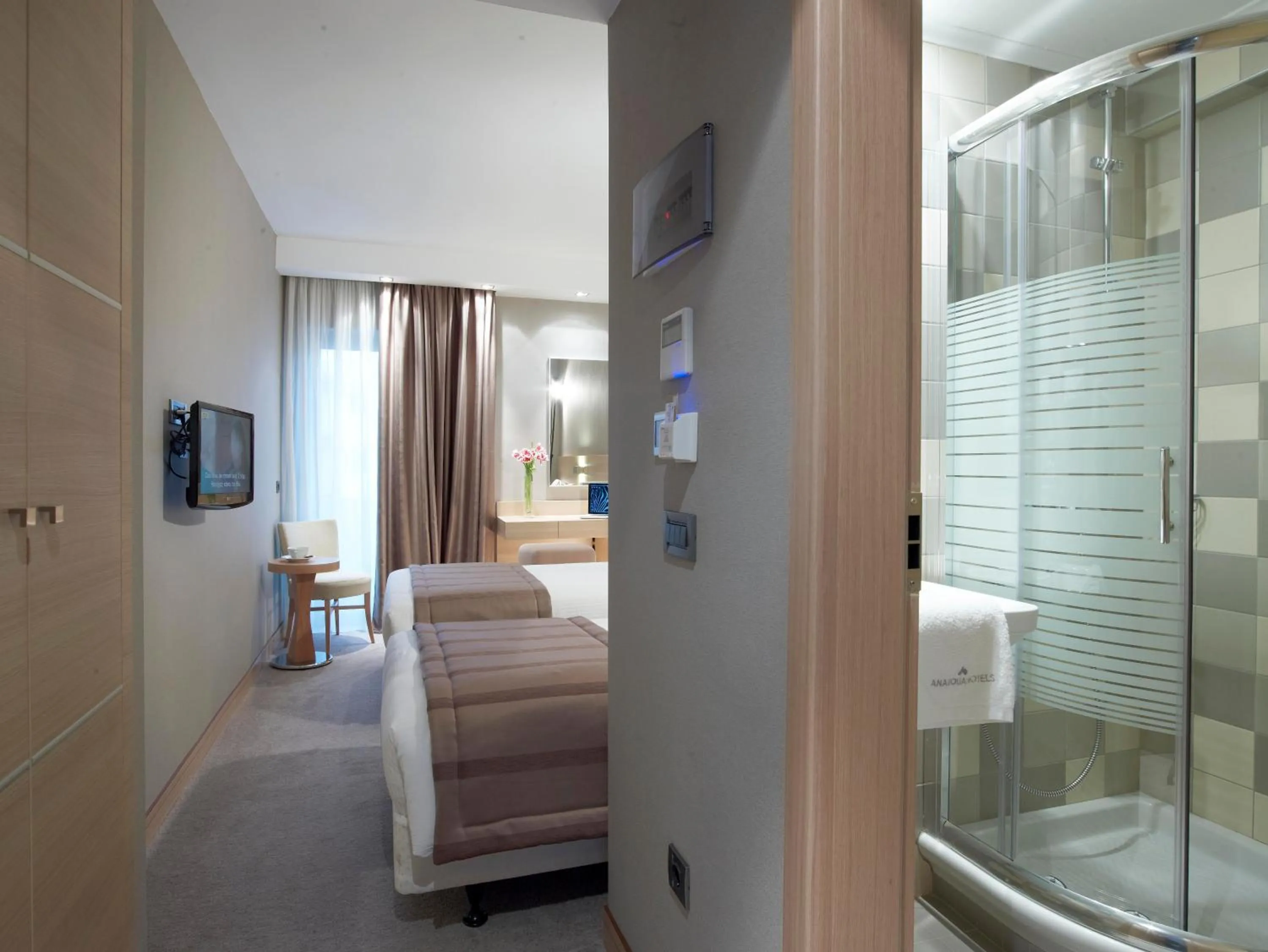 Deluxe Single Room in Anatolia Hotel Komotini