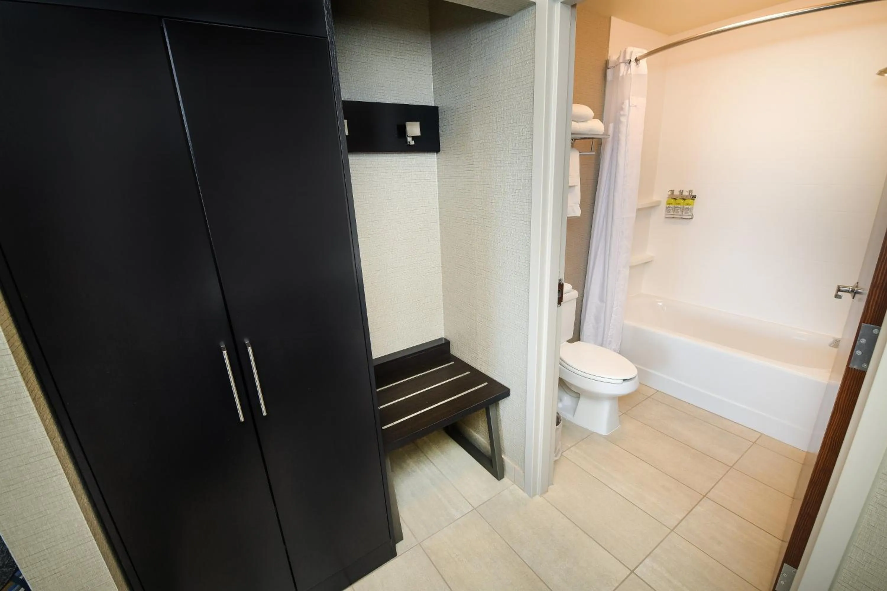 One-Bedroom Suite with Sofa Bed in Holiday Inn Express Hotel & Suites Grand Forks by IHG