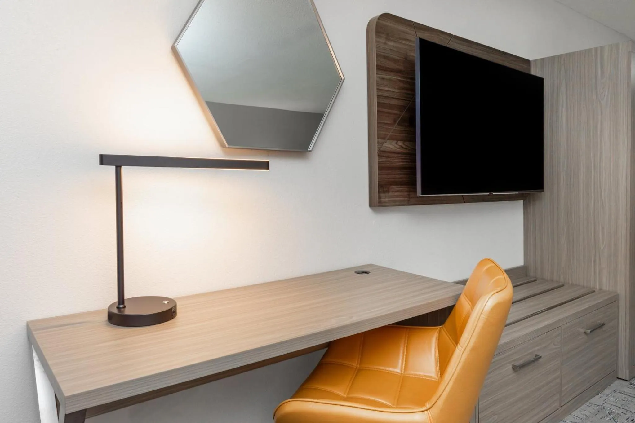 King Suite in Holiday Inn Express Breaux Bridge by IHG