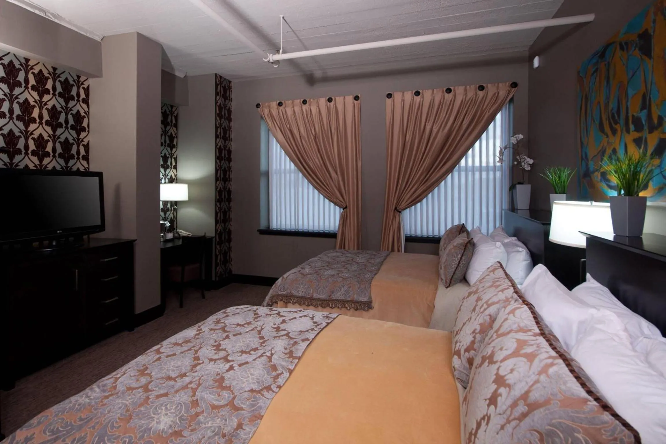 Standard Queen Room in The Giacomo, an Ascend Collection Hotel