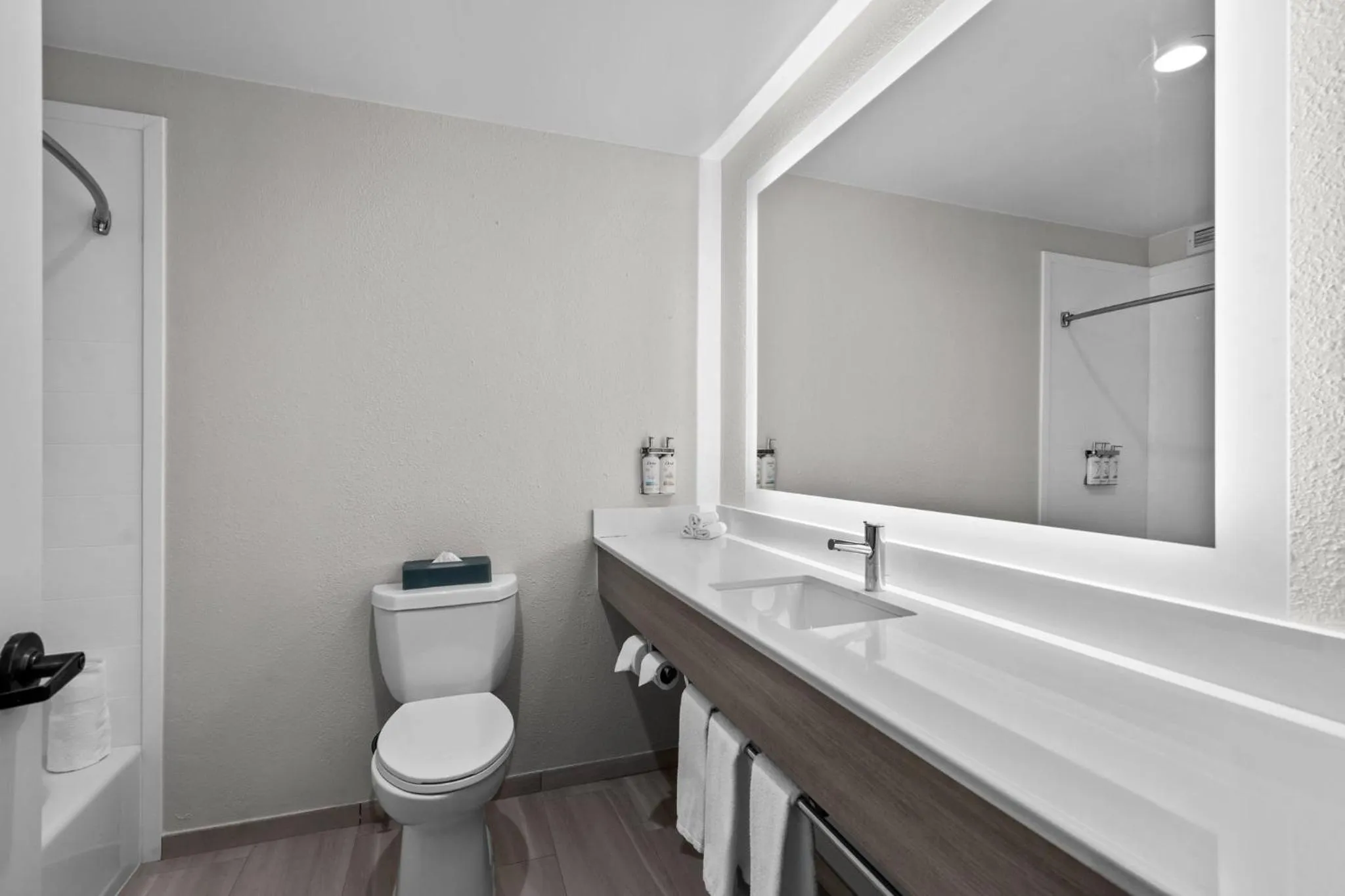 One-Bedroom King Suite in Holiday Inn Express Hotel & Suites West Point-Fort Montgomery by IHG