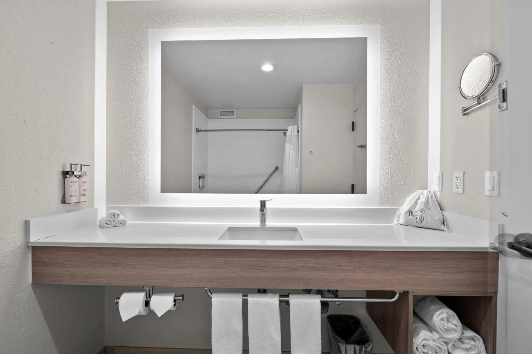 Standard Room with Two Queen Beds in Holiday Inn Express Hotel & Suites West Point-Fort Montgomery by IHG