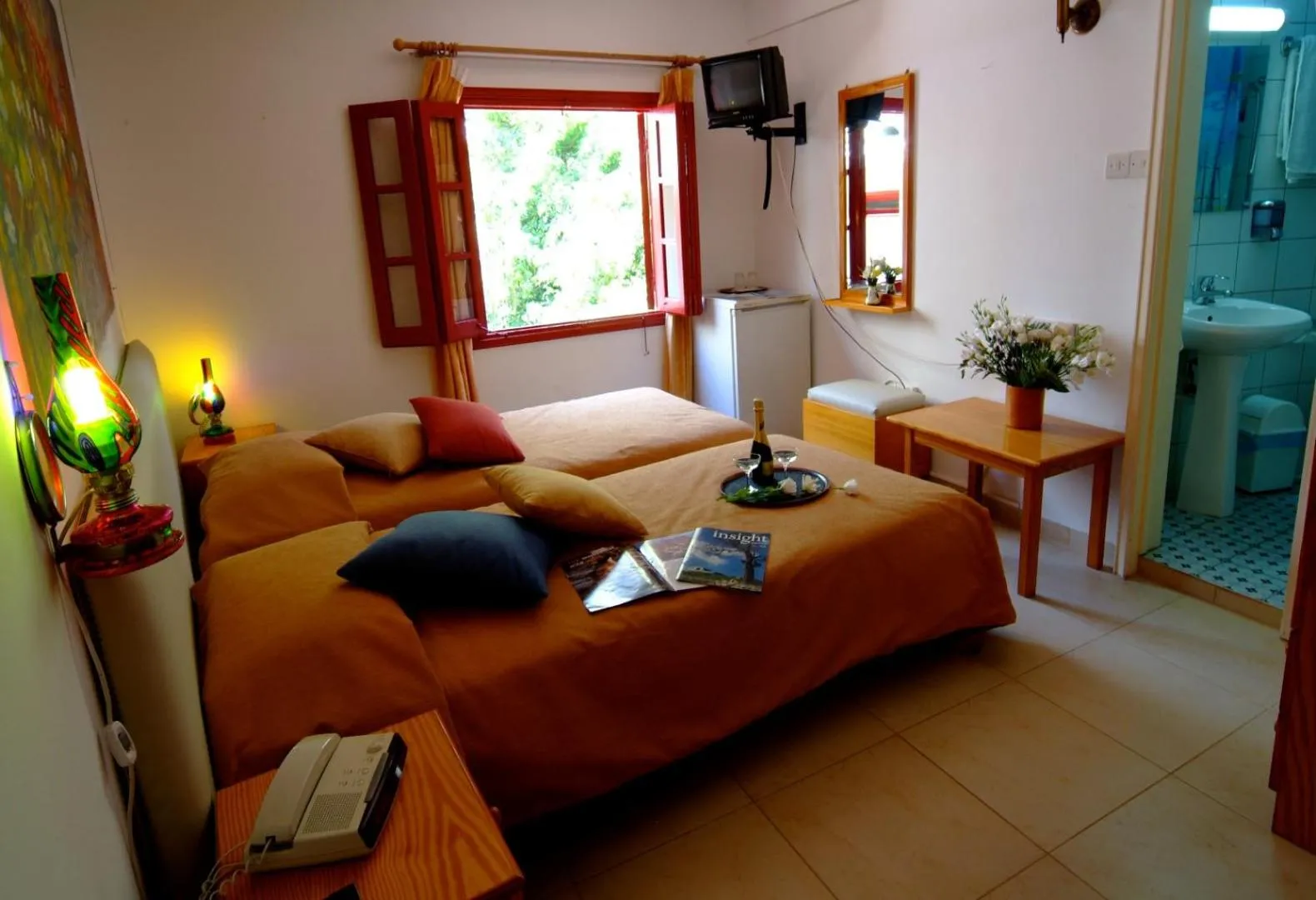 Triple Room in Kiniras Traditional Hotel & Restaurant