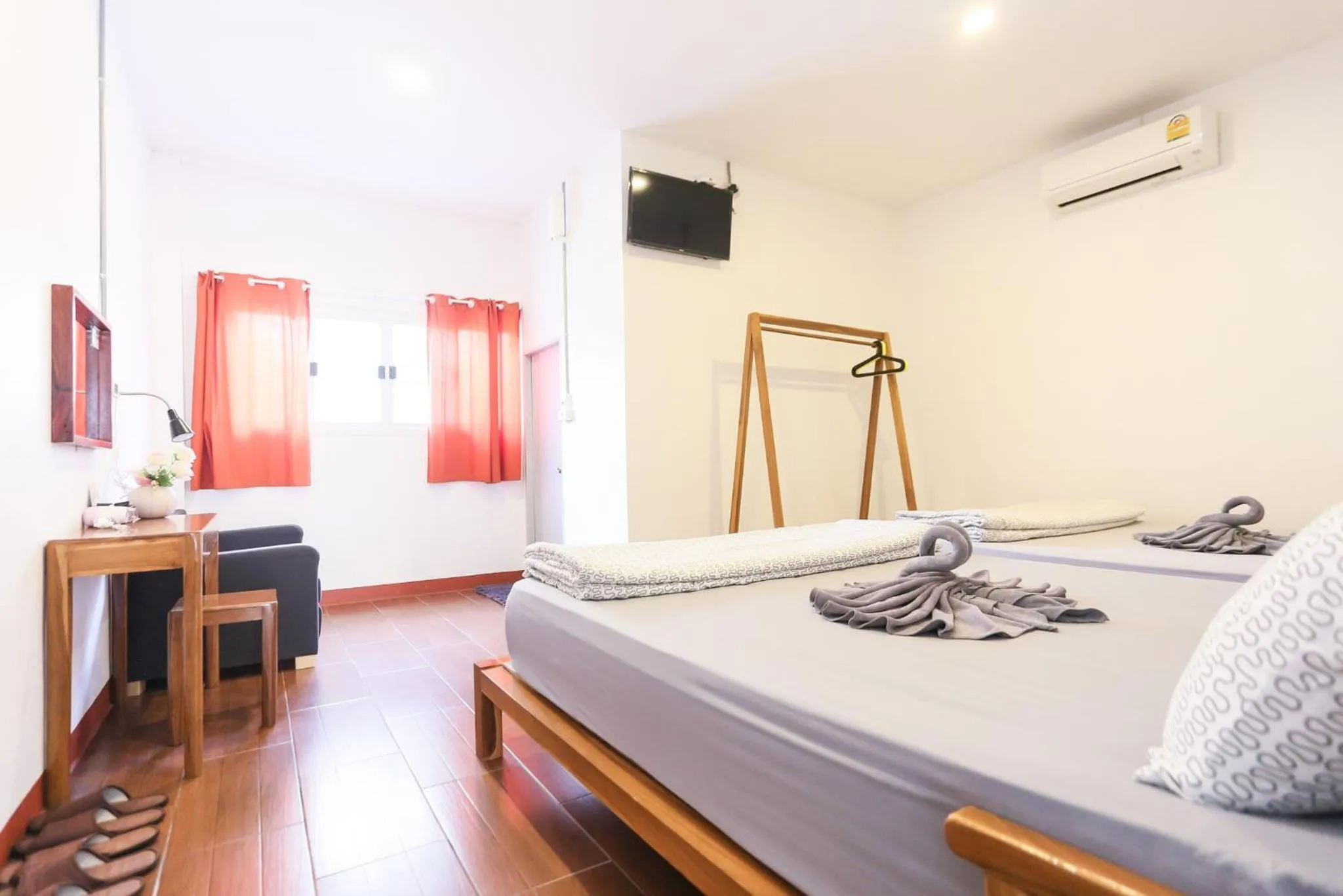 Deluxe Twin Room in The Garage