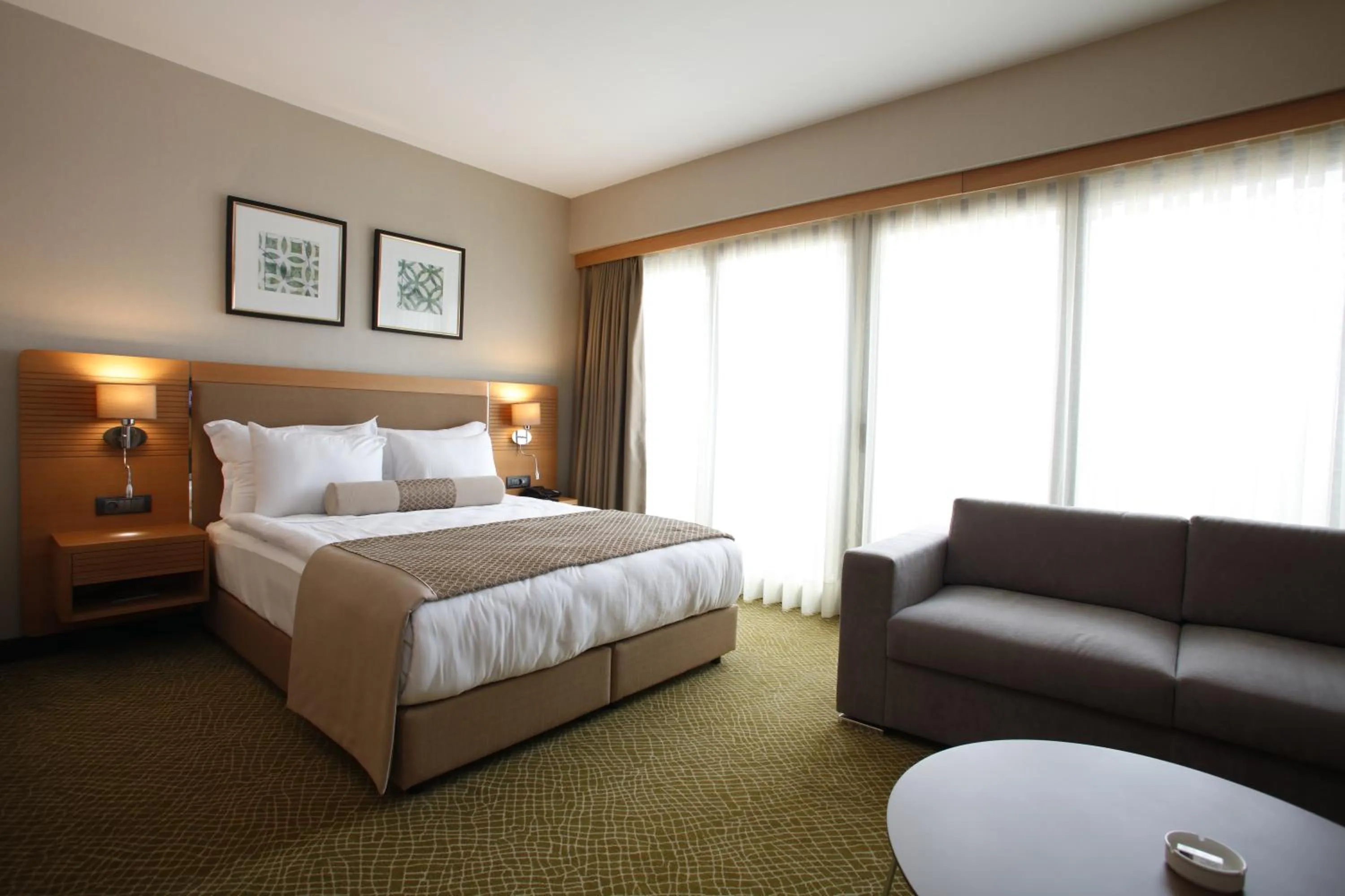 Exclusive Room in Mia City Hotel