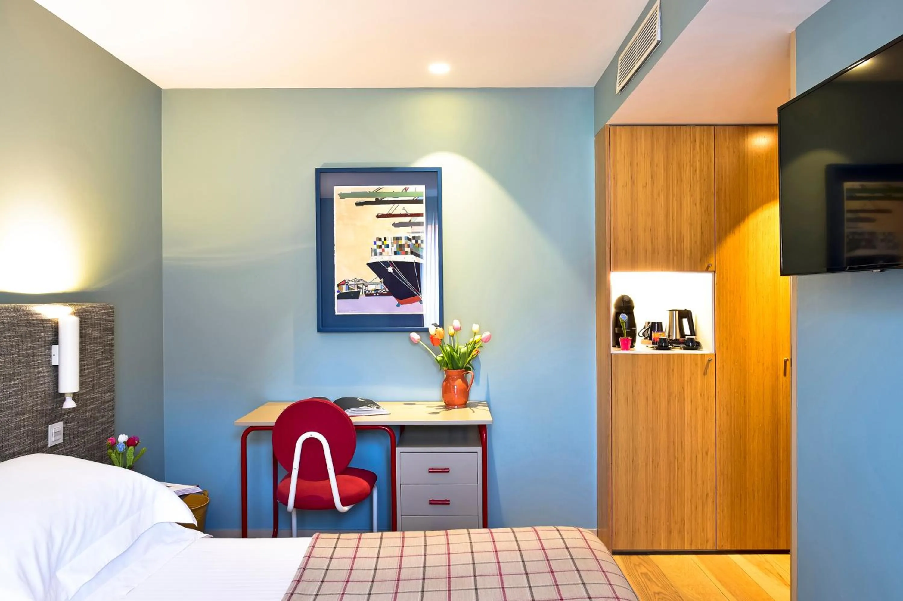 Standard Double Room in The Editory House Ribeira Porto Hotel