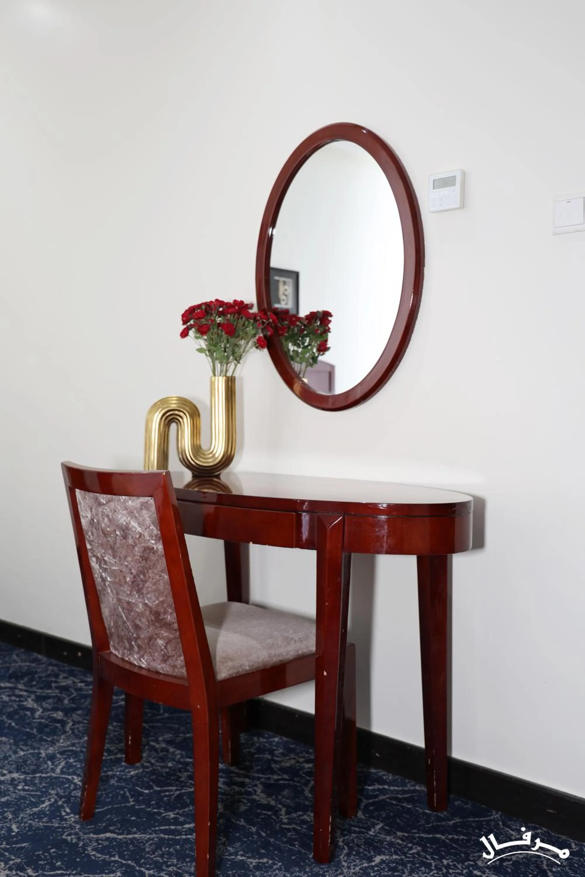 Luxury One-Bedroom Apartment in Merfal Royal new