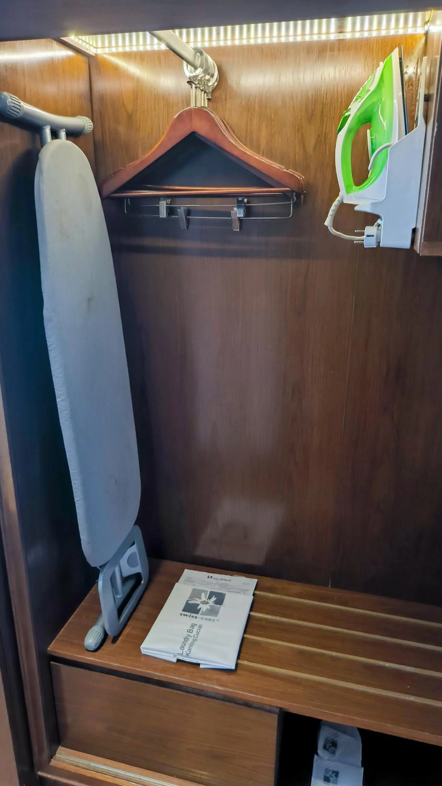 Deluxe Double Room in Swiss-Belhotel Bogor