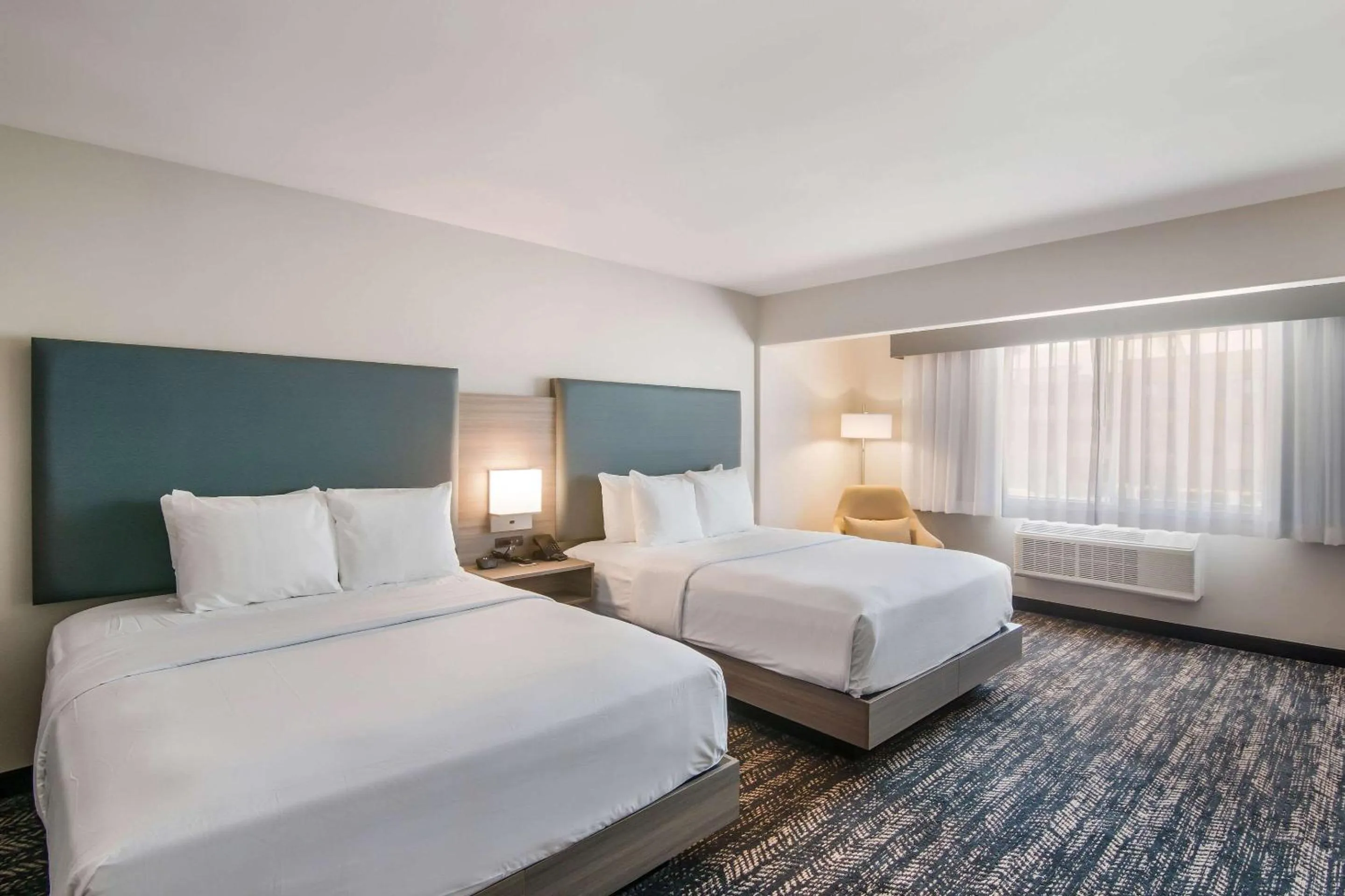 Queen Room with Two Queen Beds in Hourglass Hotel, an Ascend Collection Hotel
