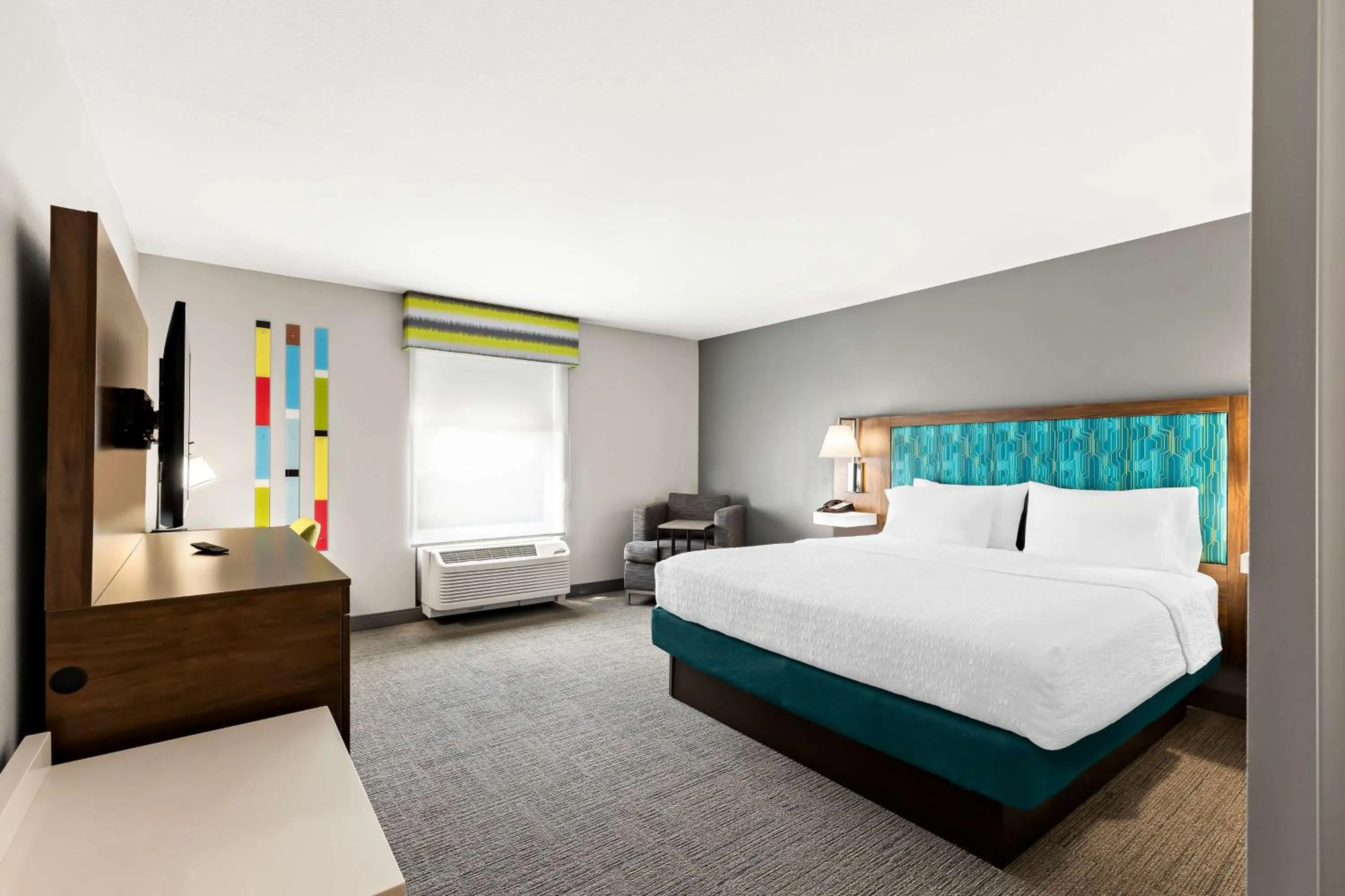 King Room with Shower - Non-Smoking in Hampton Inn & Suites Canton