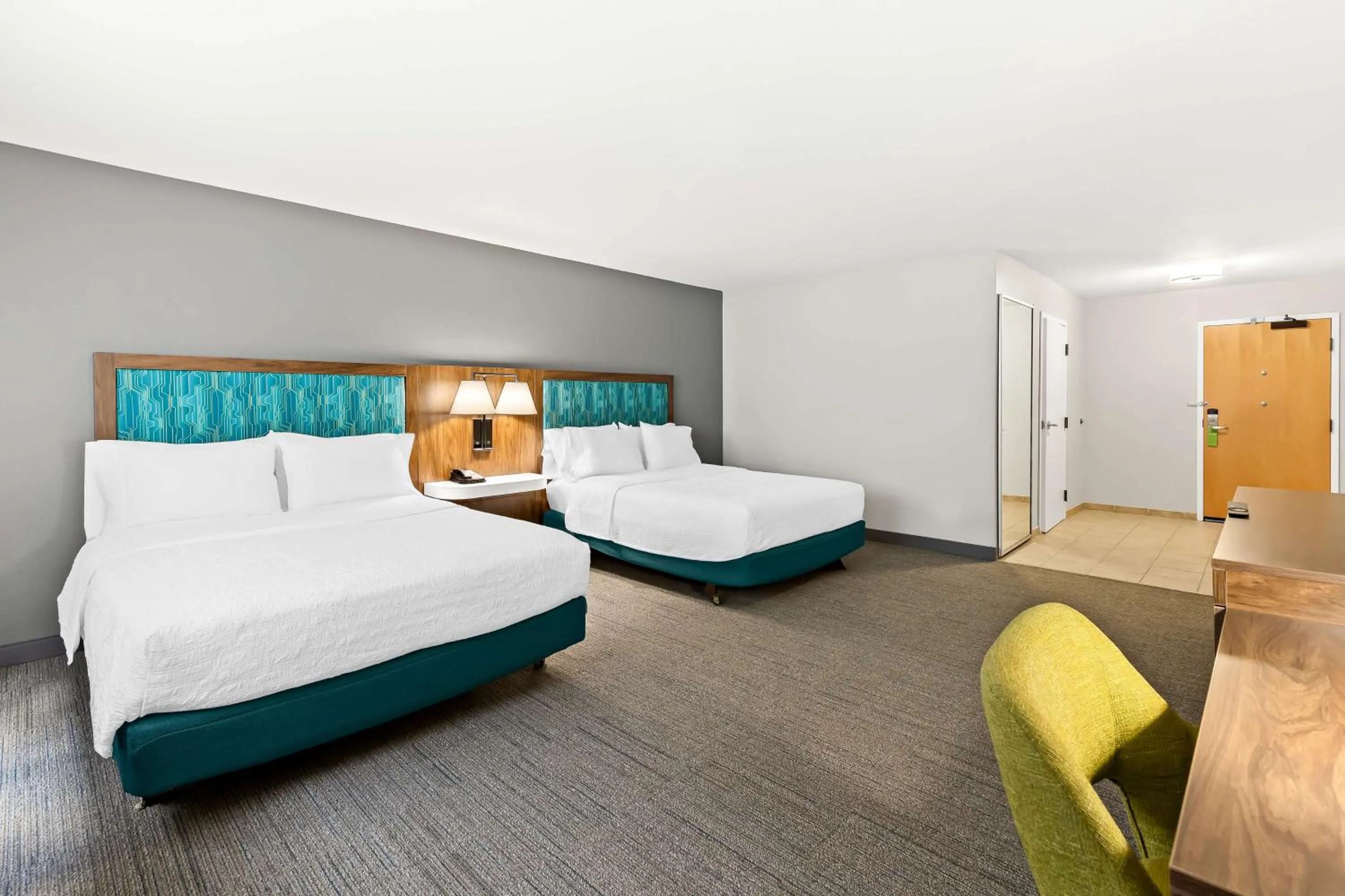 Queen Room with Two Queen Beds - Mobility and Hearing Access/Non-Smoking in Hampton Inn & Suites Canton