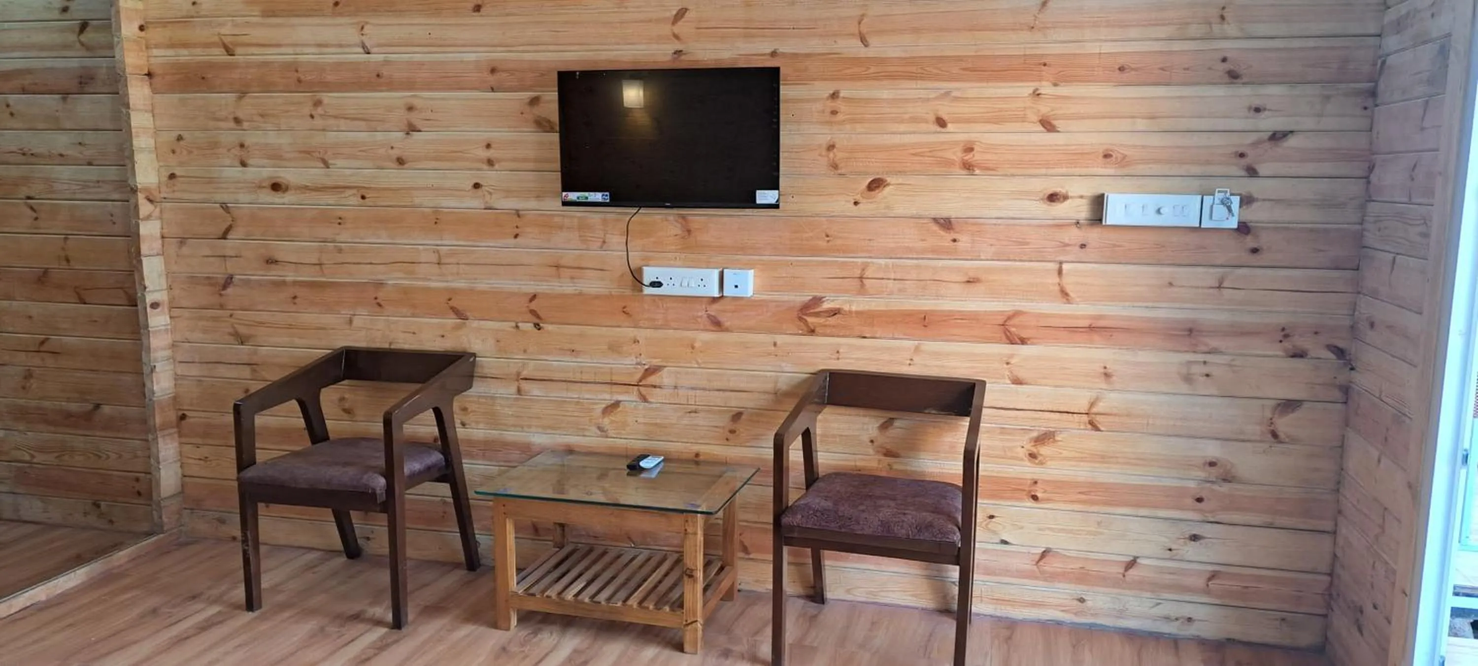 Deluxe Cottage in Shaan Coco Palms Beach Resort