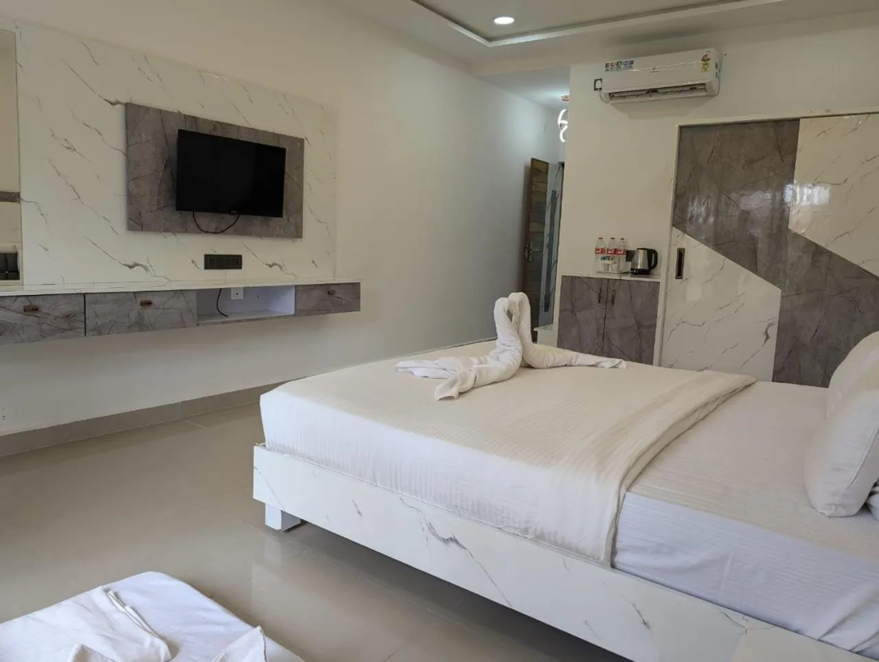 Super Deluxe Double Room in Shaan Coco Palms Beach Resort