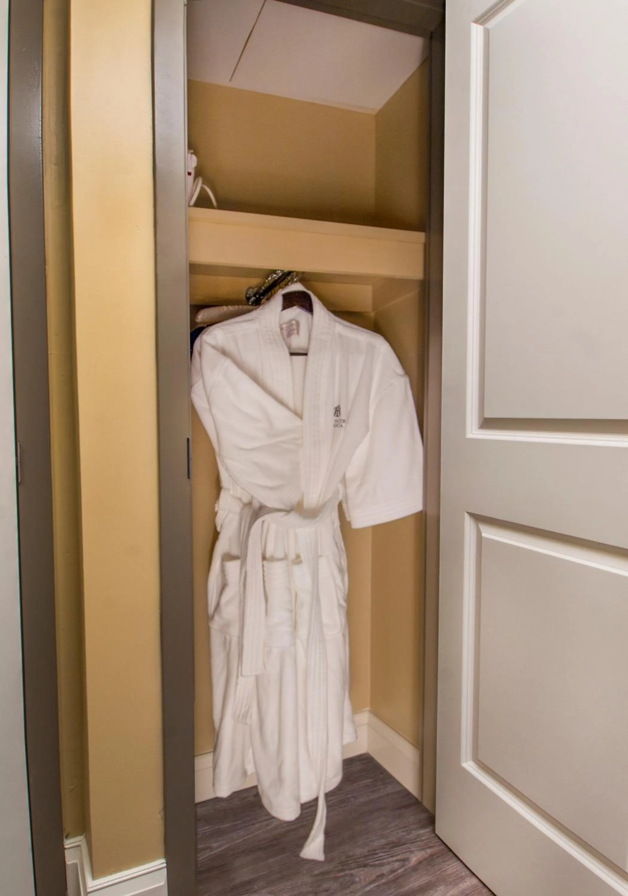 Queen Room with Two Queen Beds in Hotel Ithaca