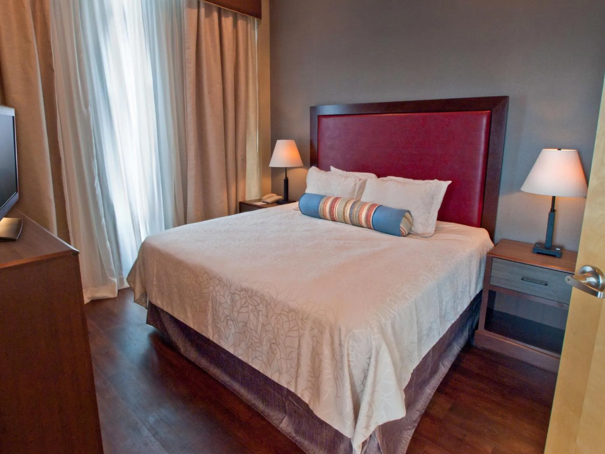 Executive King Room in Hotel Ithaca