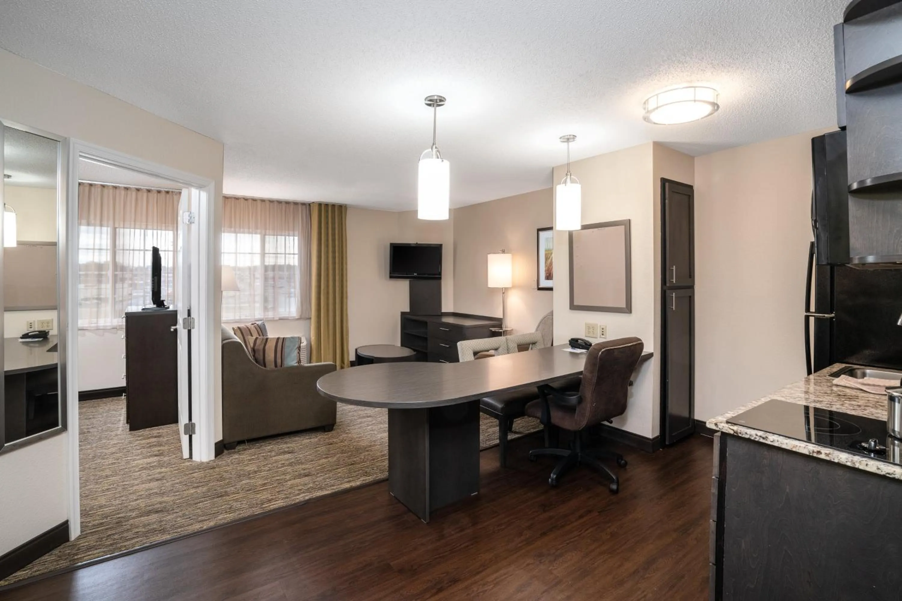 One Bedroom Suite with One Queen Bed in Candlewood Suites Hopewell - Fort Lee by IHG
