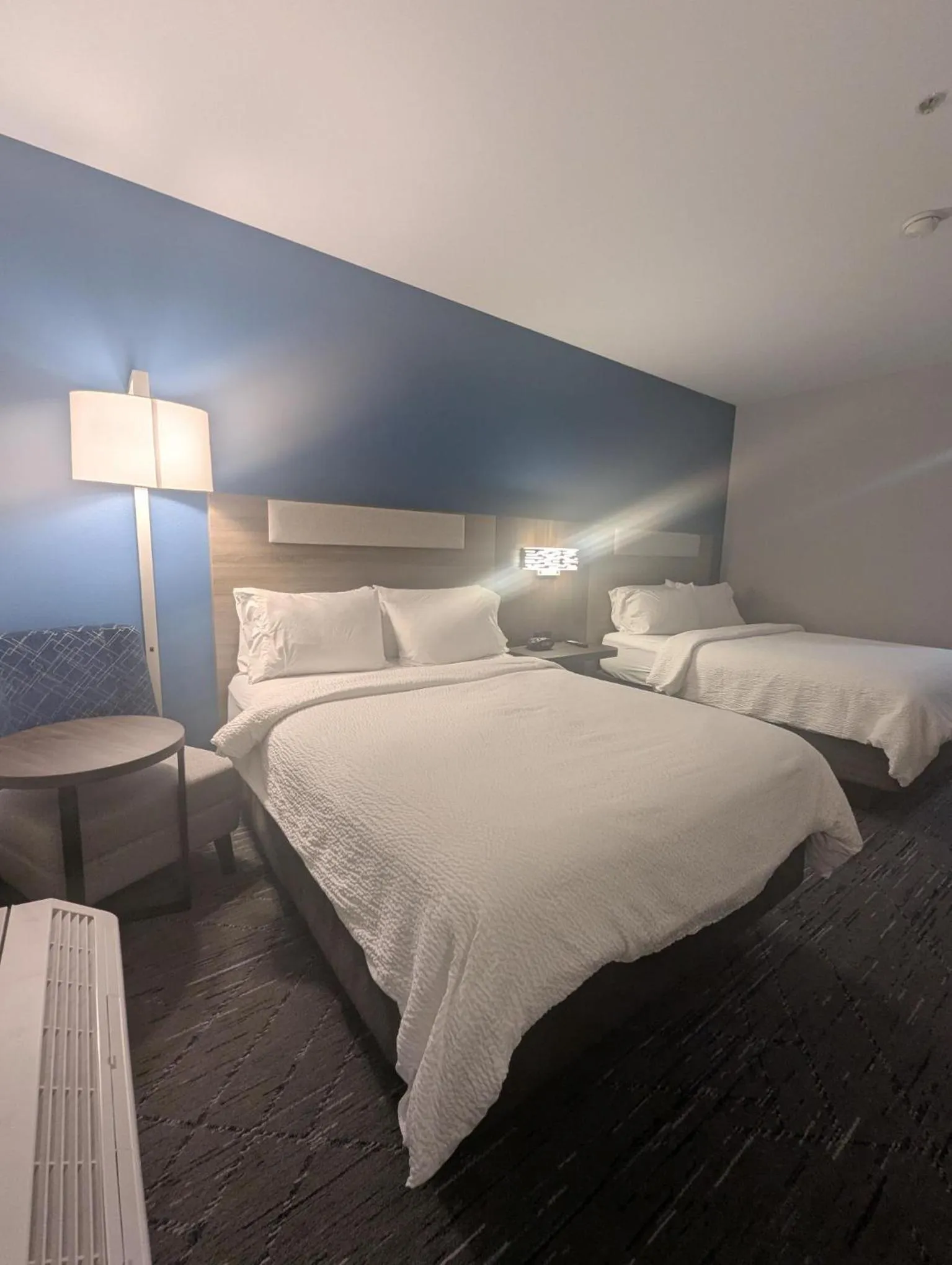 Standard Queen Room with Two Queen Beds in Holiday Inn Express Hotel & Suites Loveland by IHG