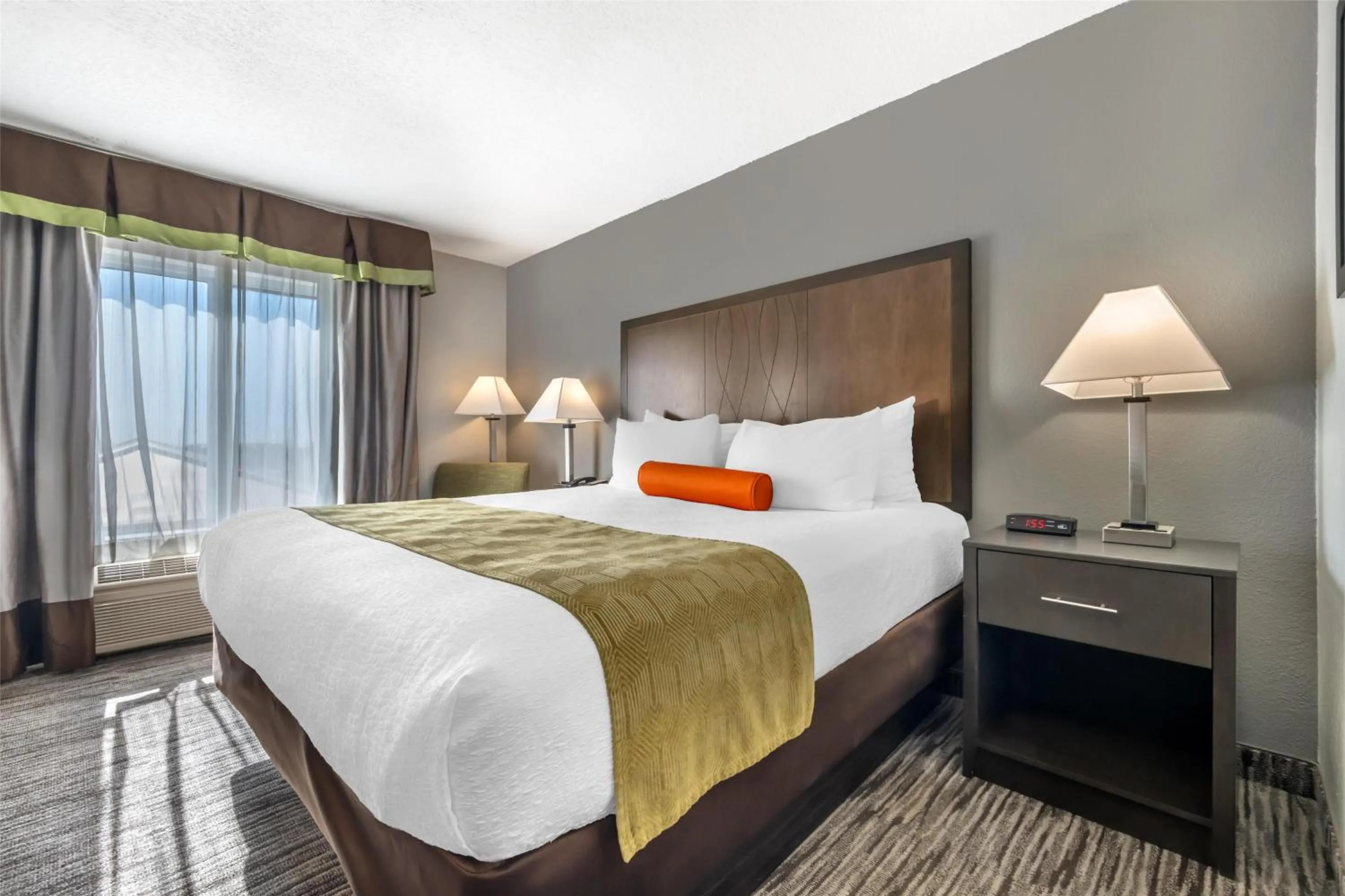 King Suite with Kitchenette - Non-Smoking in Best Western Plus Liberal Hotel & Suites