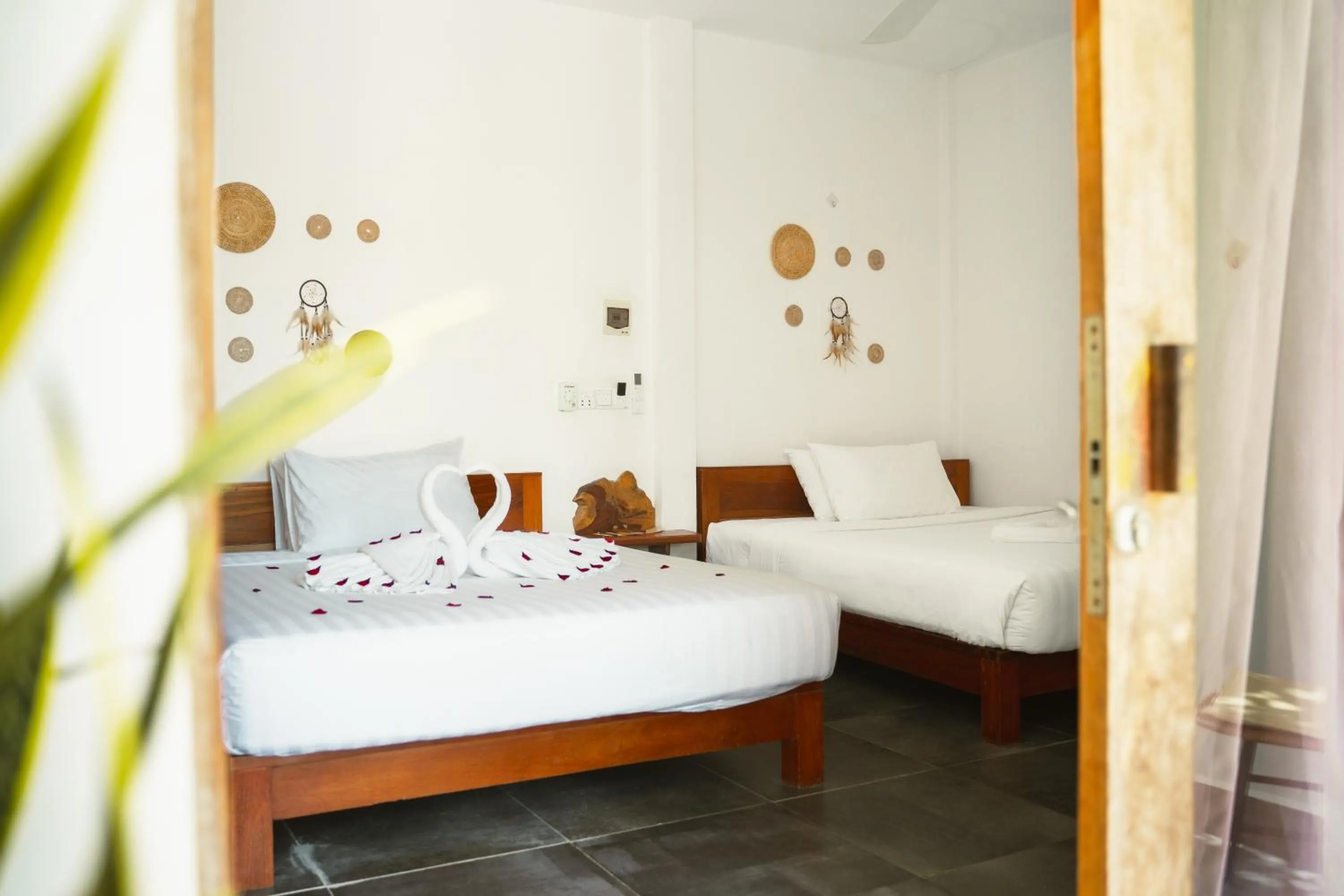 Deluxe Twin Room with Garden View in Long Set Resort