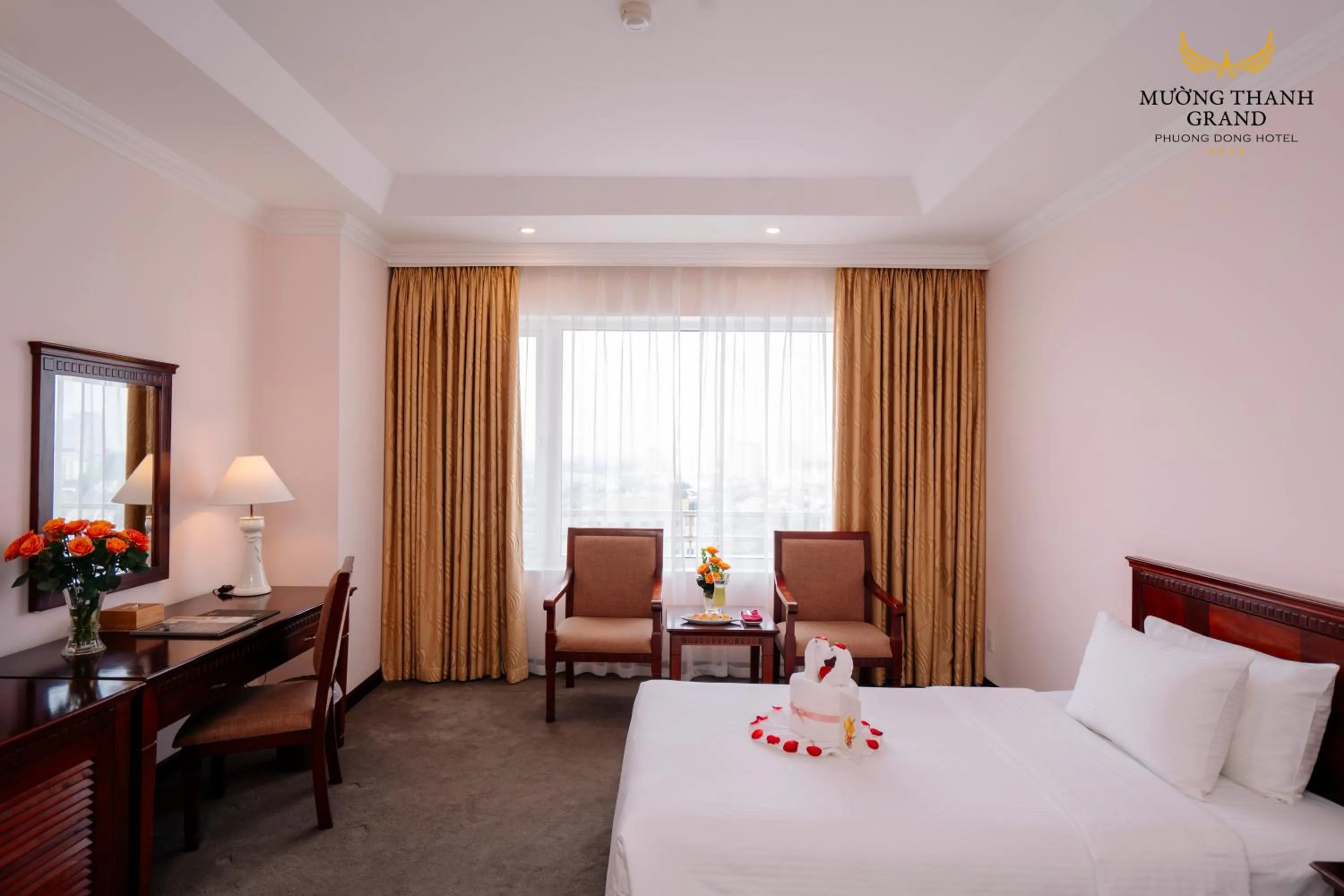 Deluxe Twin Room in Muong Thanh Grand Phuong Dong