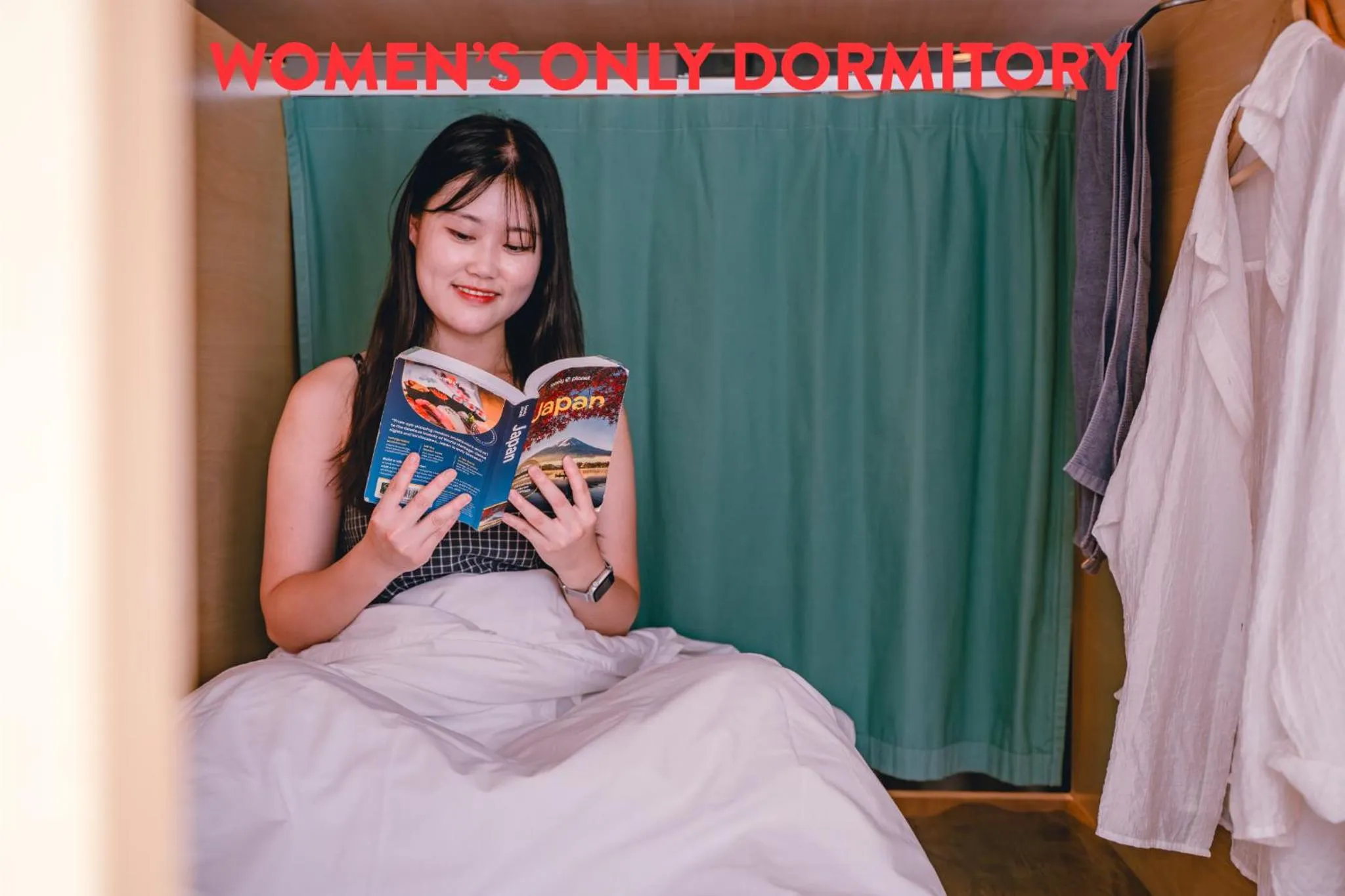 Bunk Bed in 14-Bed Female Dormitory Room in UNPLAN Kagurazaka