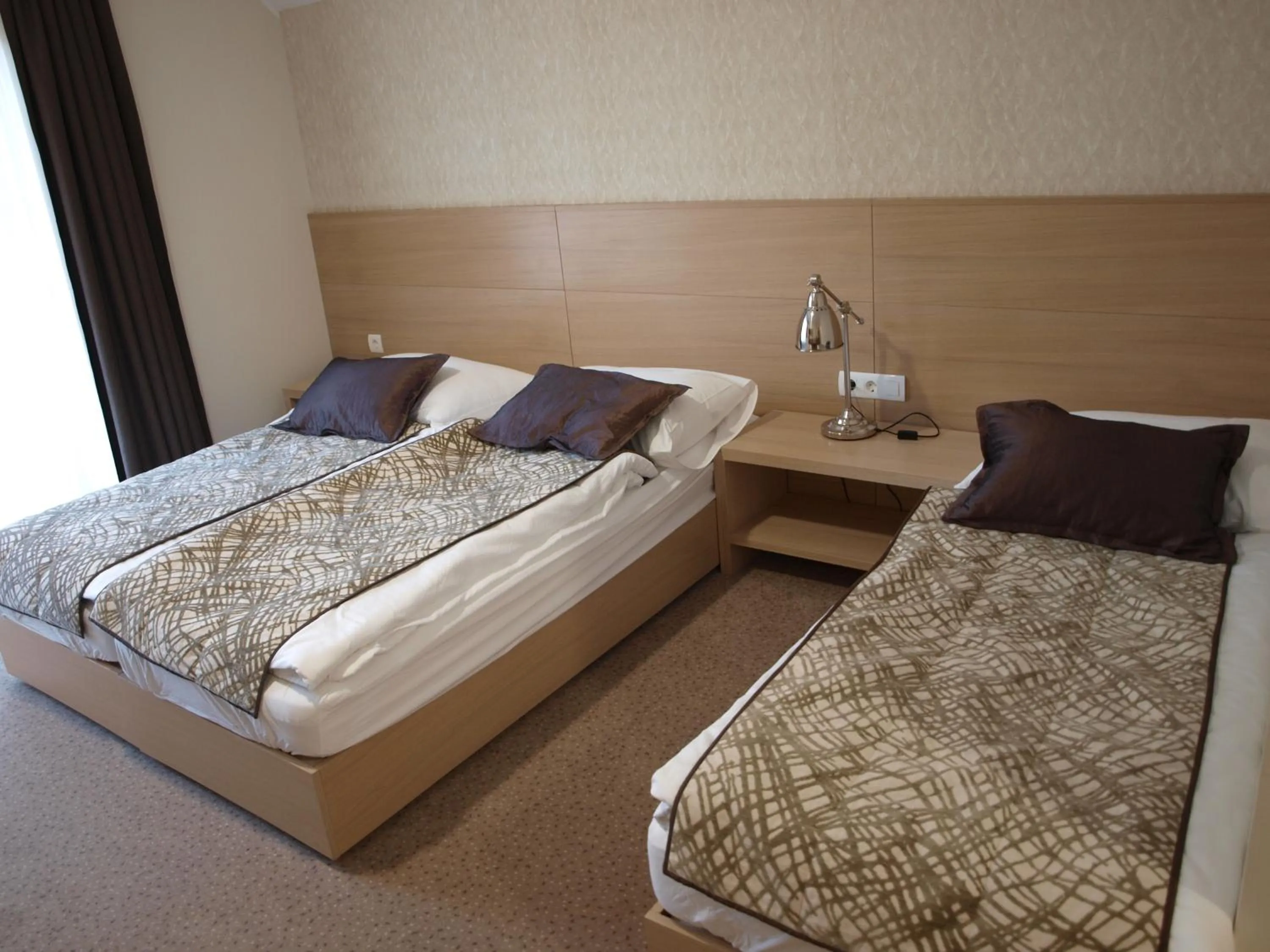 Triple Room with Balcony in Hotel Mangart