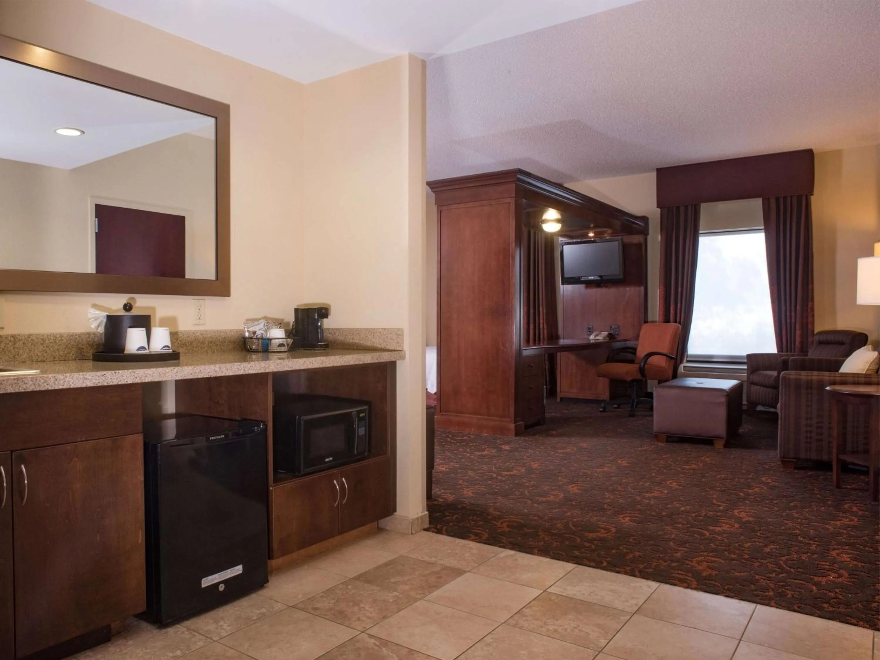 Queen Studio Suite with Two Queen Beds and Sofa Bed - Non-Smoking in Hampton Inn and Suites Woodstock, Virginia
