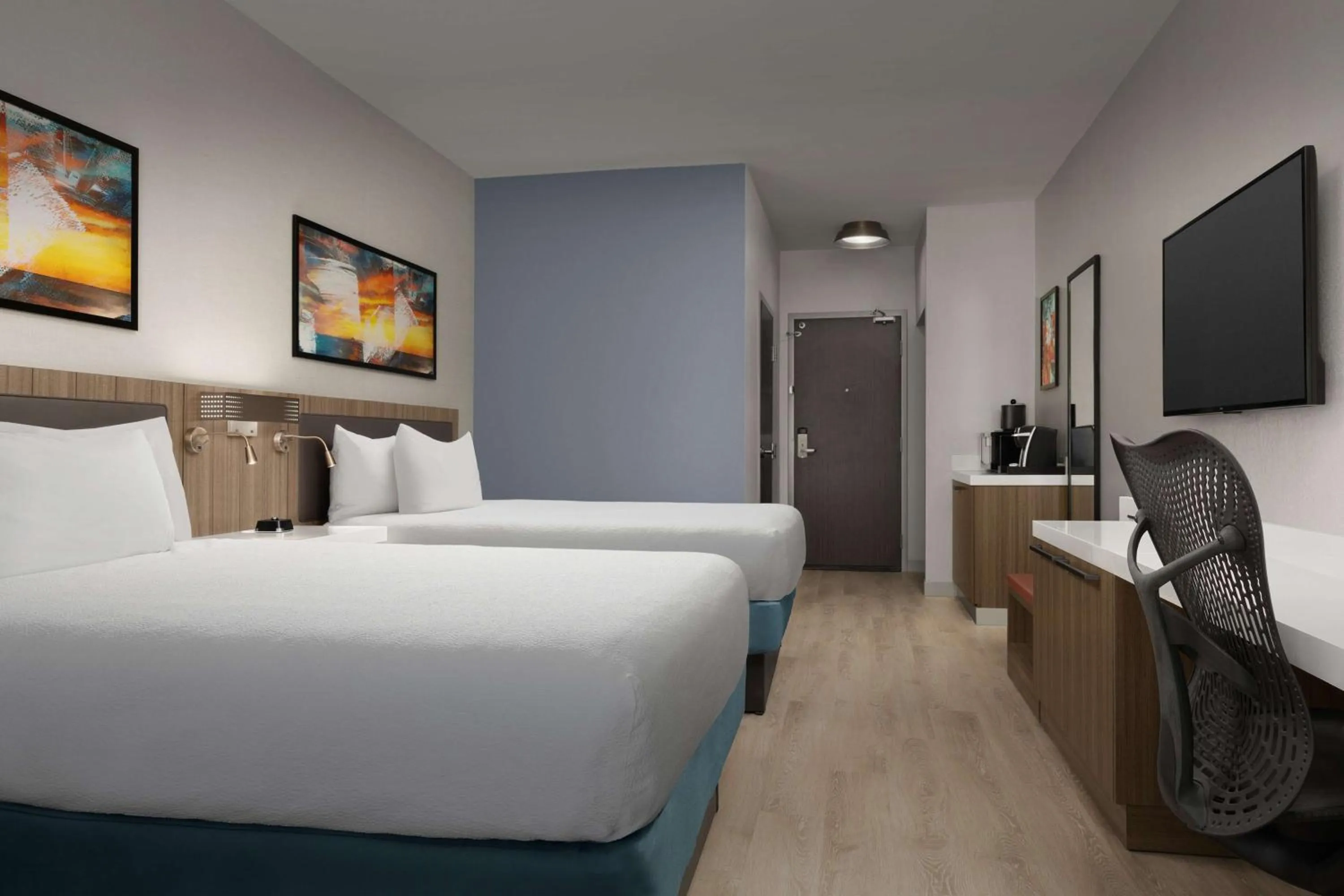 Queen Room with Shower only in Hilton Garden Inn Abilene