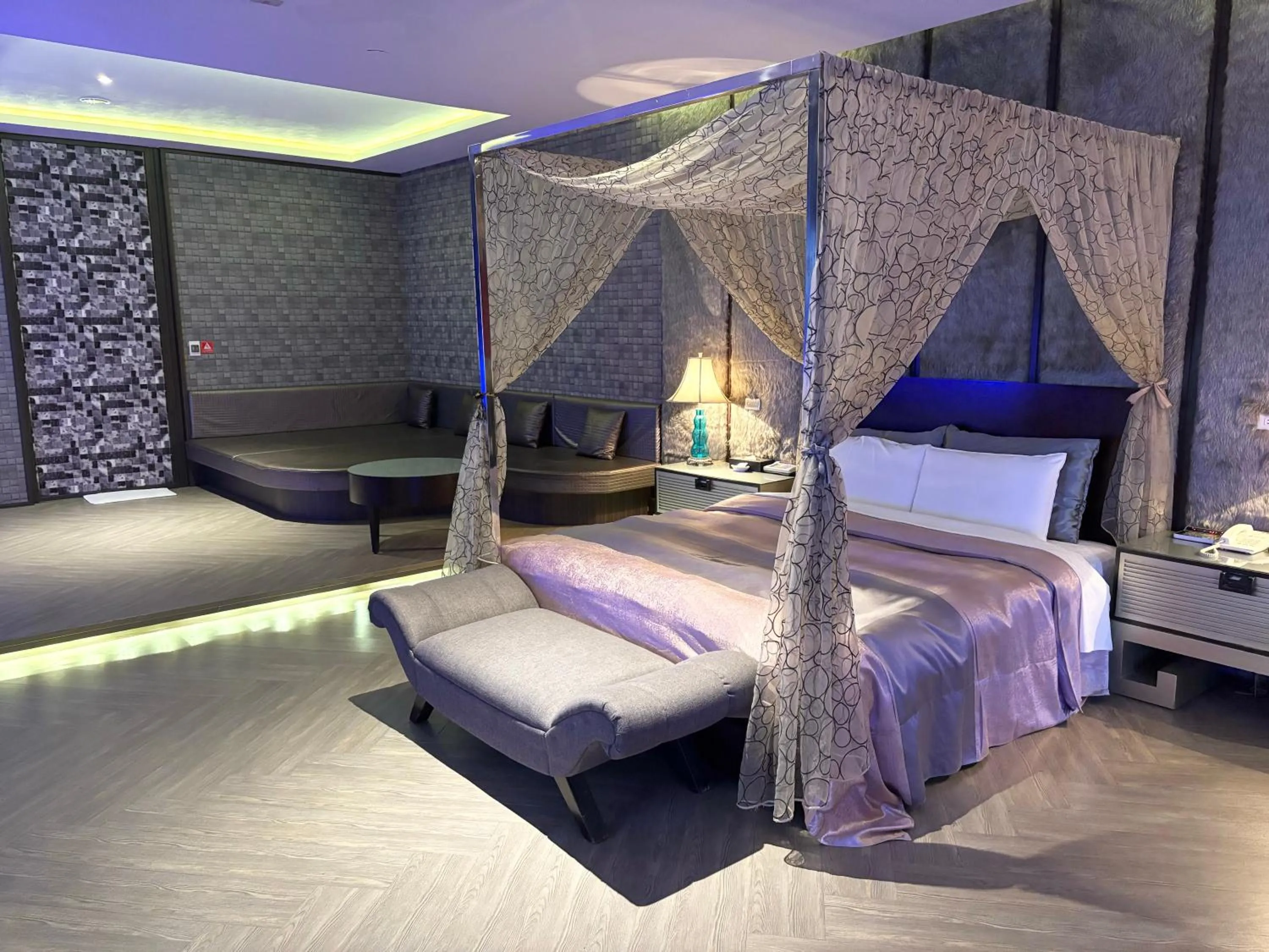 Double Room with Garden View in Xiadu Motel