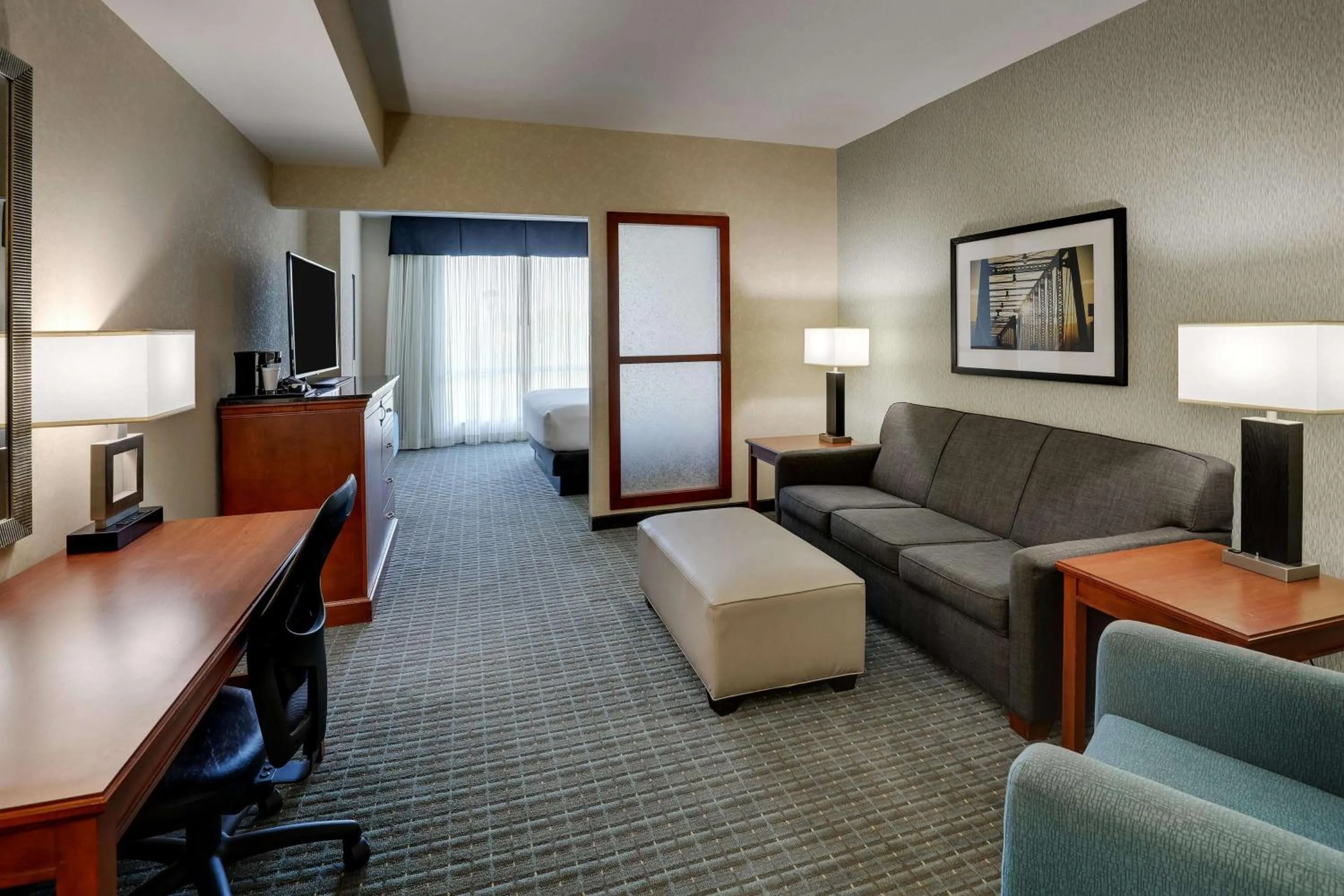 Superior King Room with Sofa Bed in Drury Inn & Suites Grand Rapids