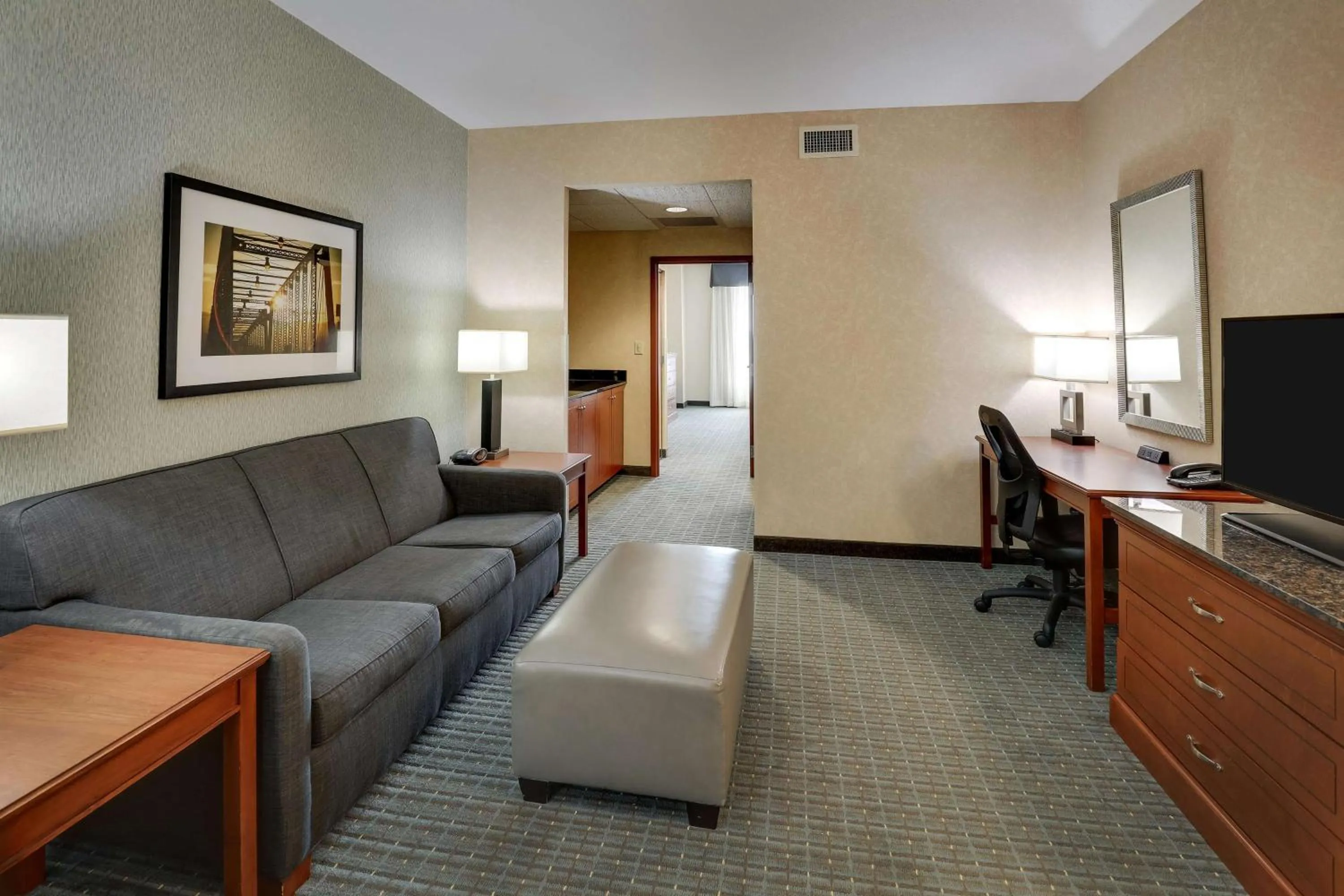 Queen Suite with Two Queen Beds in Drury Inn & Suites Grand Rapids