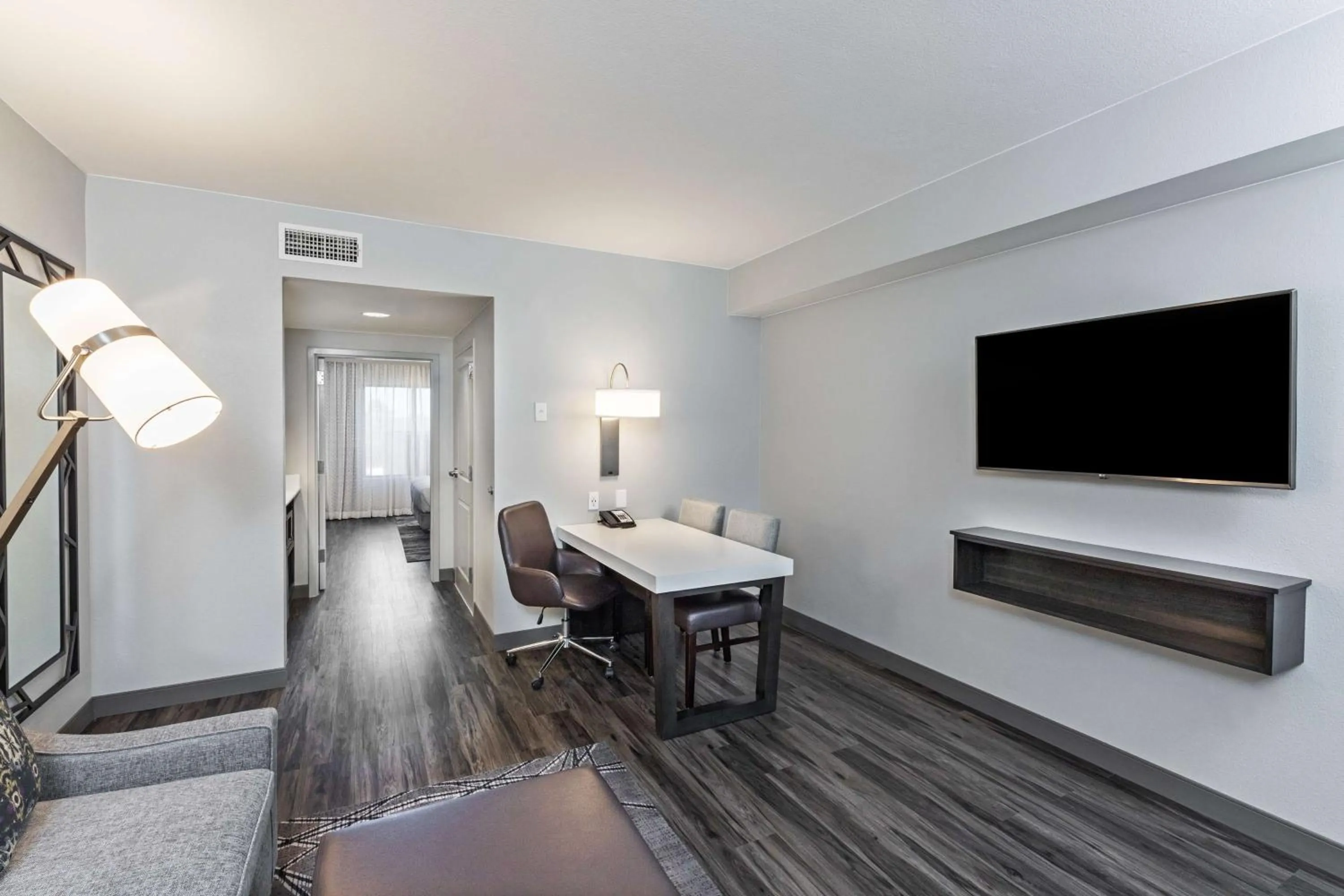 King Suite with Accessible Tub - Mobility and Hearing Access/Non-Smoking in Embassy Suites by Hilton Houston-Energy Corridor